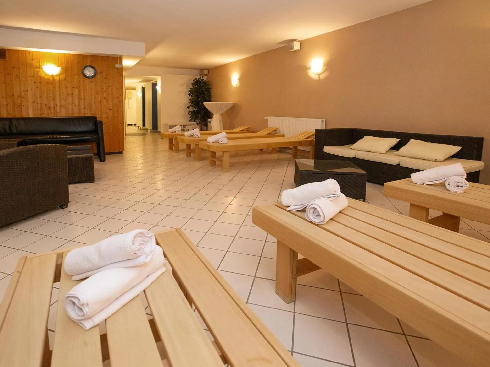 Spa and wellness centre/facilities, Bed in DORMERO Hotel Greifswald