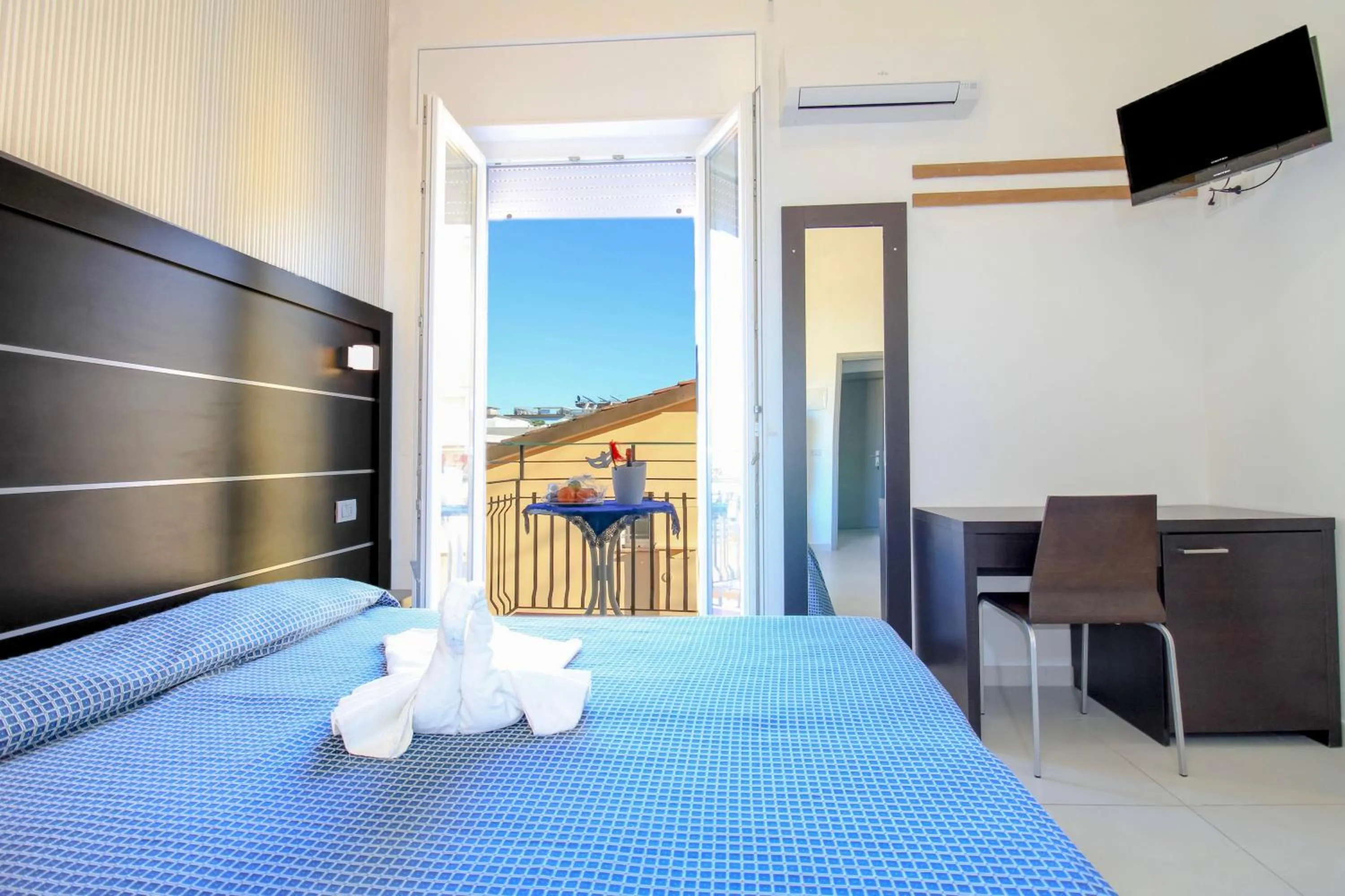 Bed in RESIDENZA ANNESSA Hotel Duca di Kent
