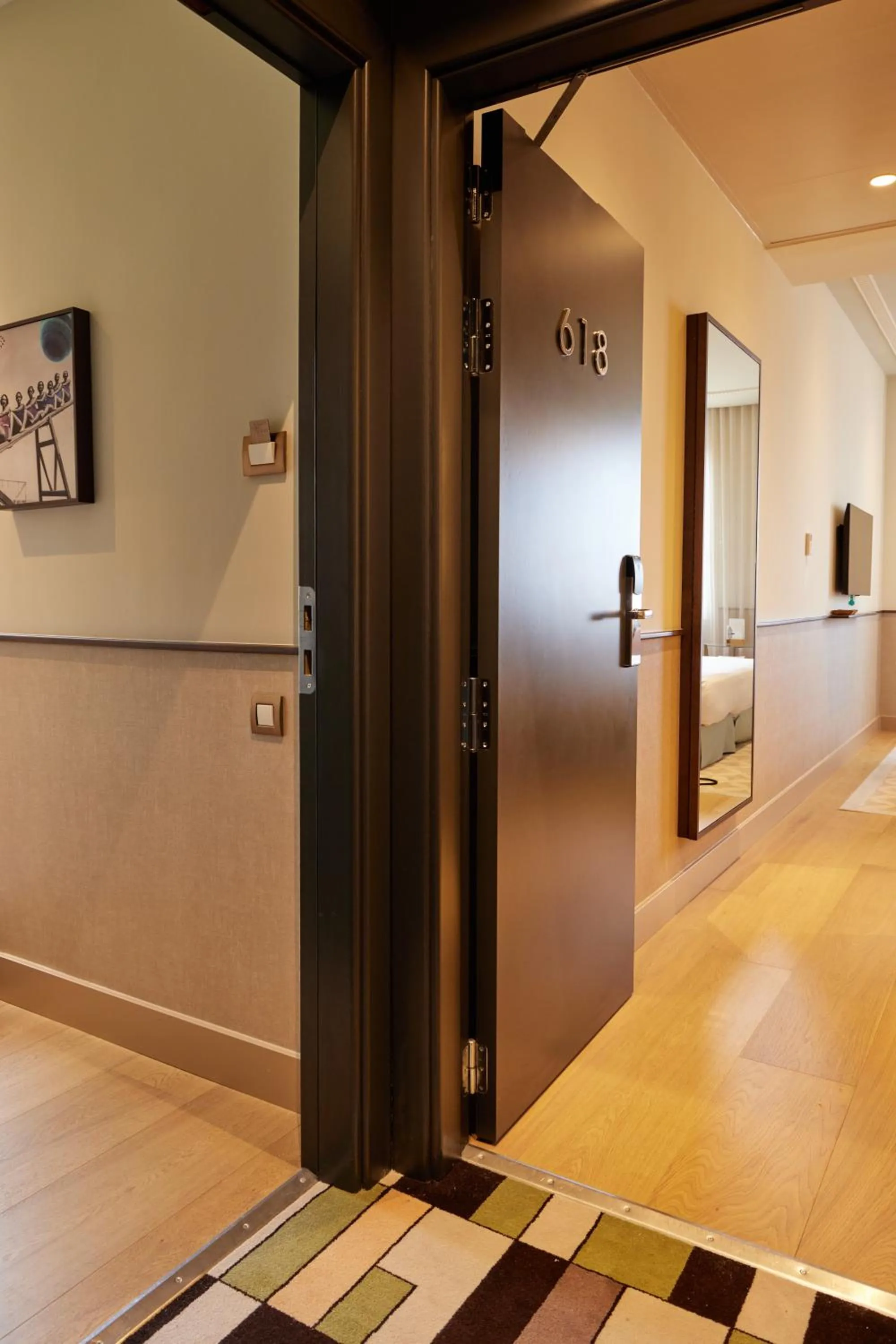 Lobby or reception, Bed in Grand Hotel Central, Small Luxury Hotels