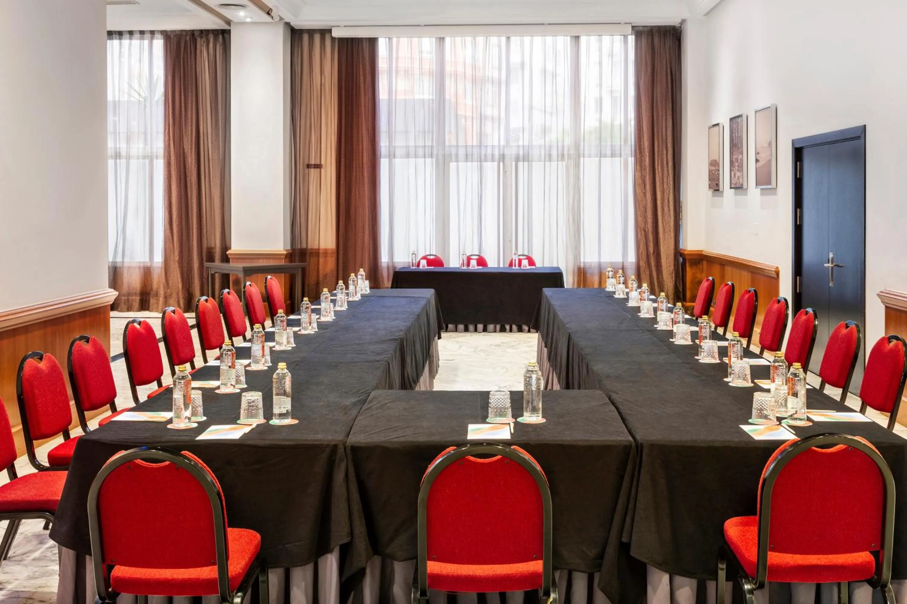 Meeting/conference room in Melia Maria Pita