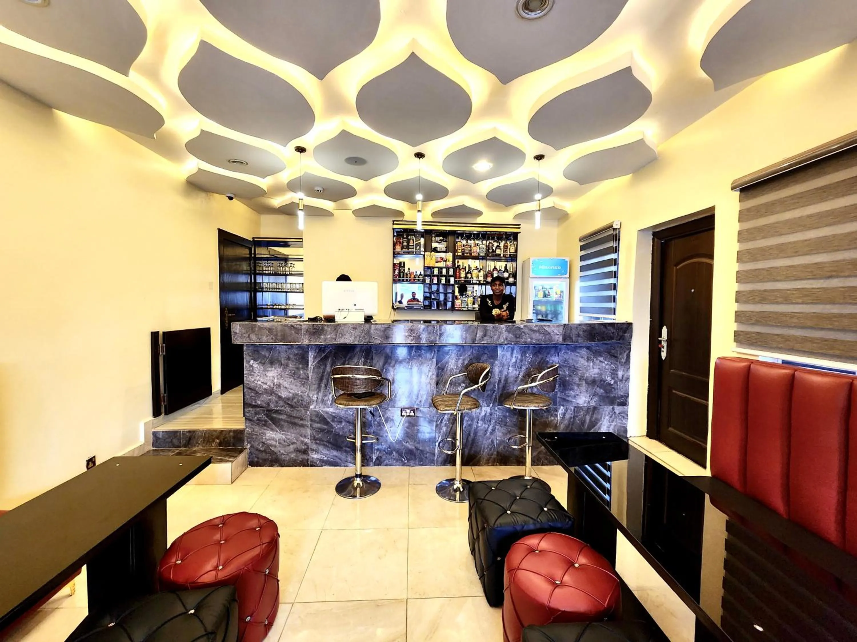 Buddiez Hotel & Resort