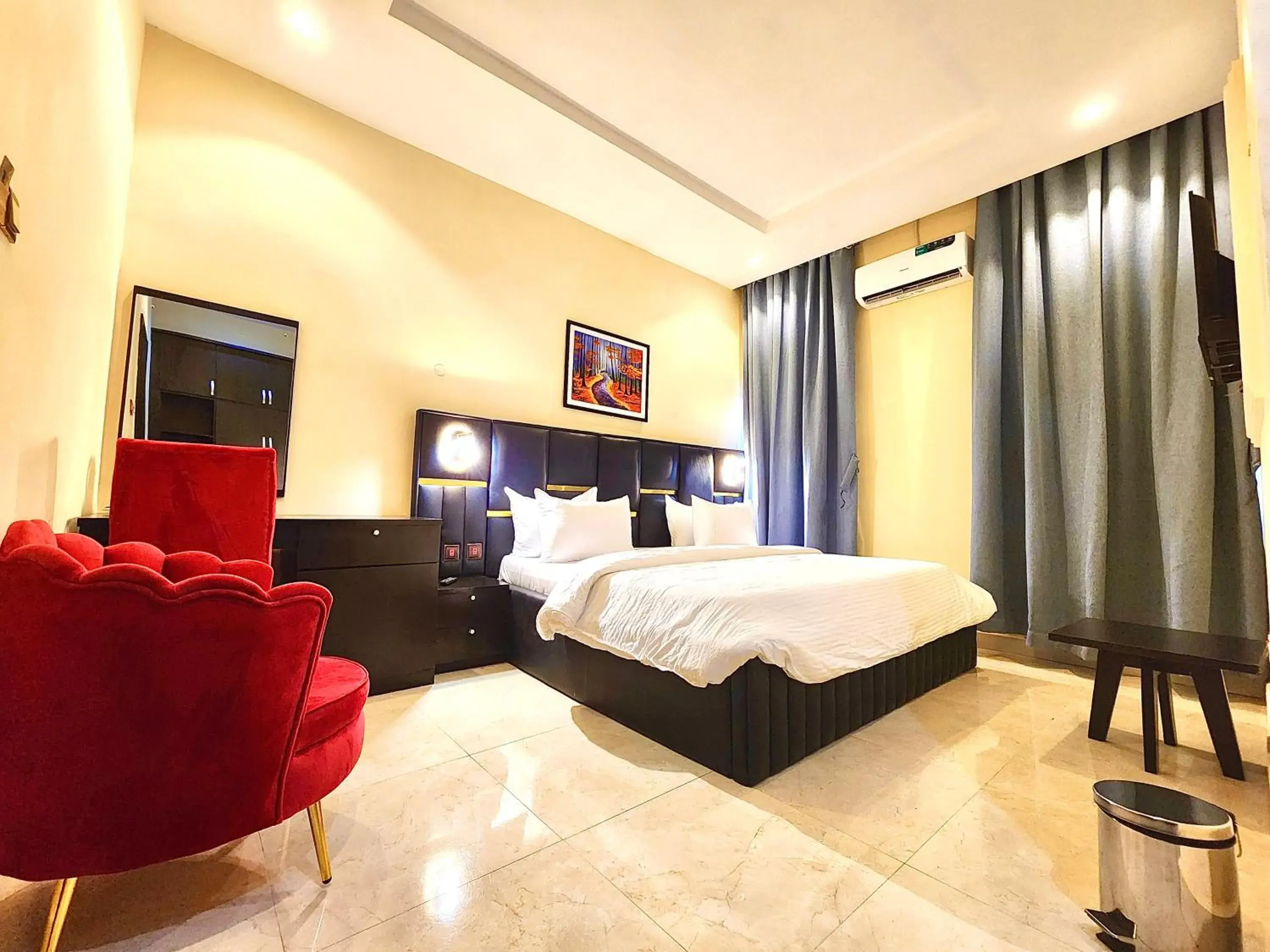 Buddiez Hotel & Resort Buddiez Hotel & Resort