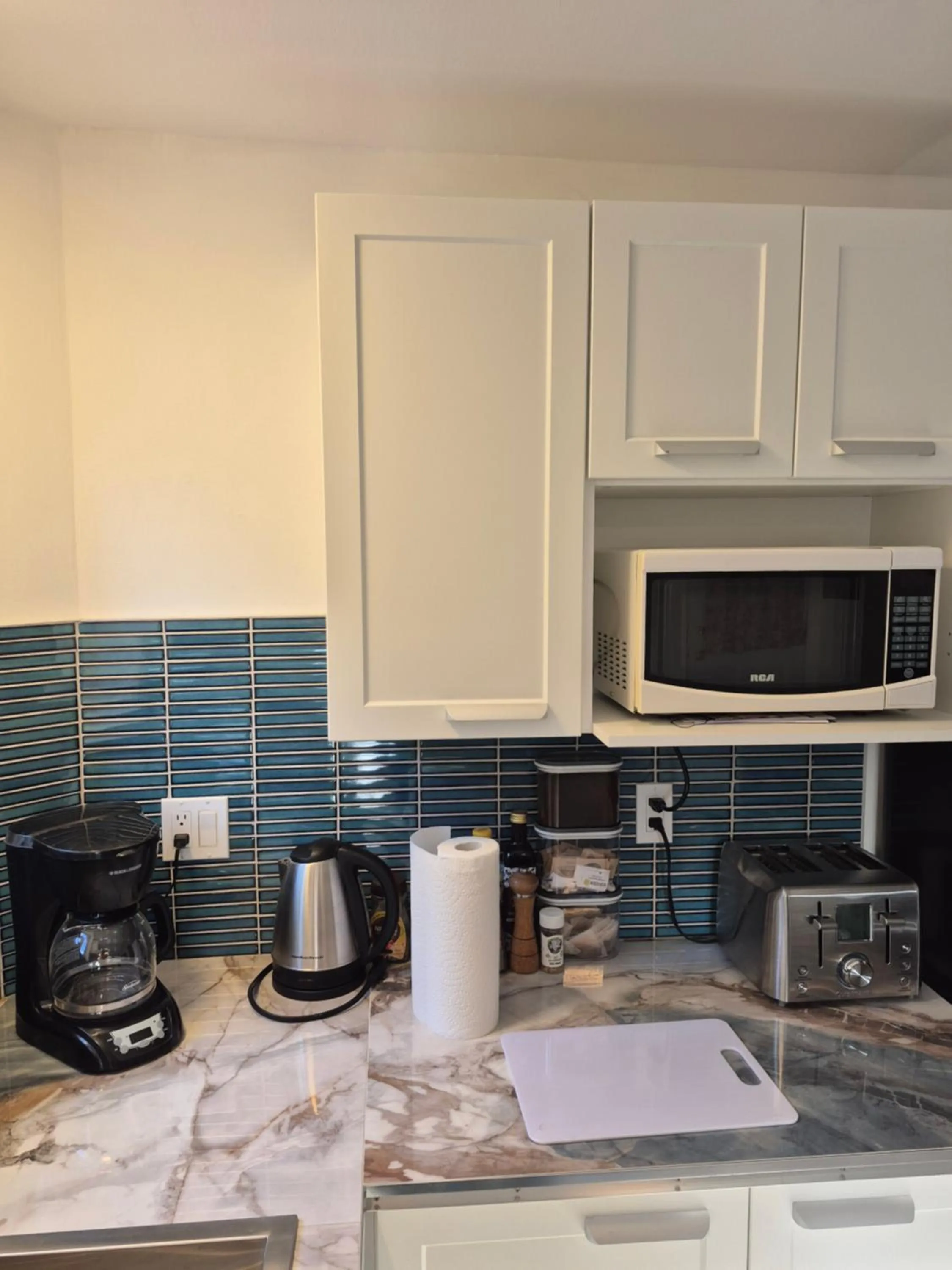 Kitchen or kitchenette in Séjour Flèche du fjord vue Saguenay Mont Valin