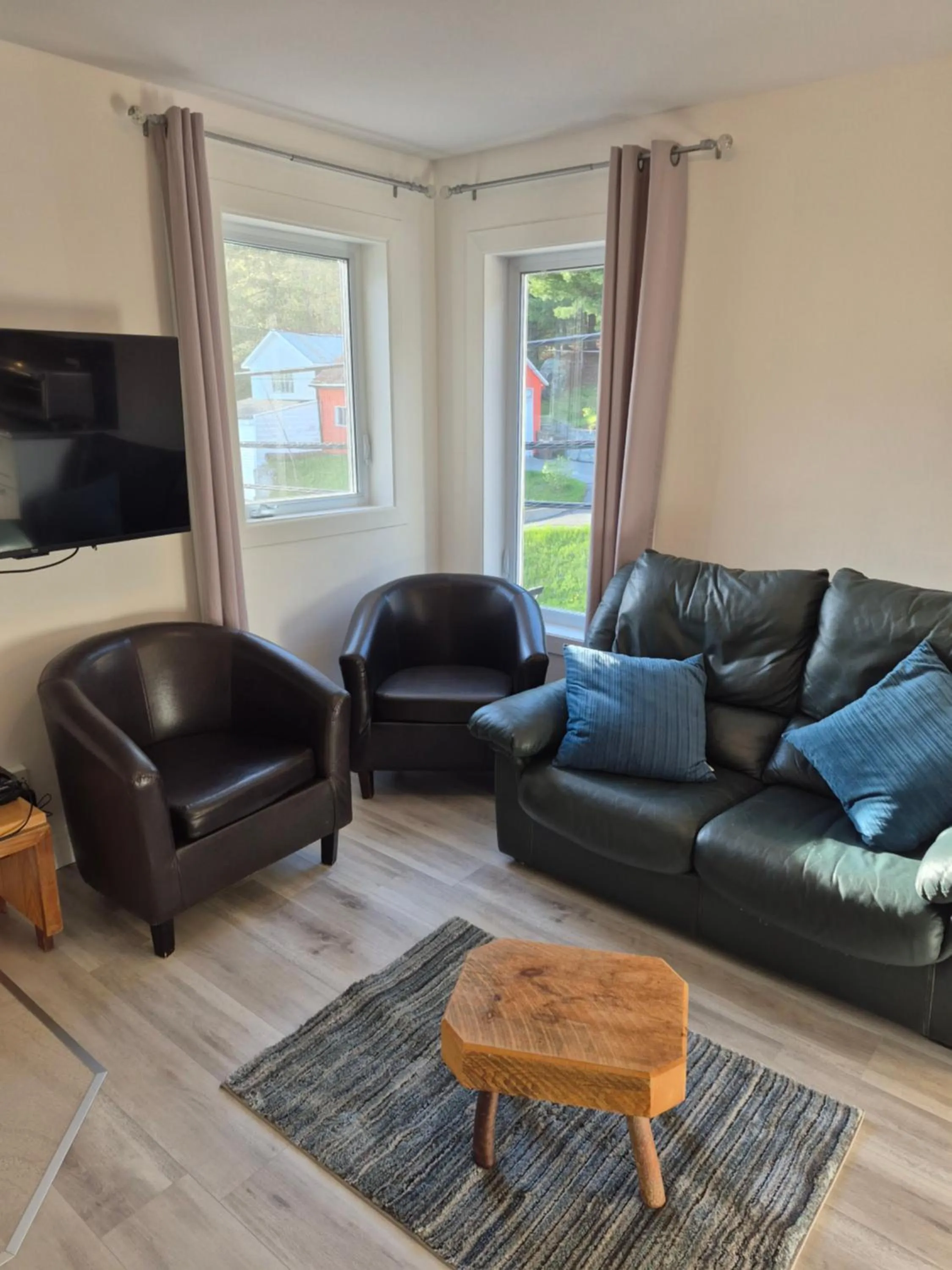Living room in Séjour Flèche du fjord vue Saguenay Mont Valin