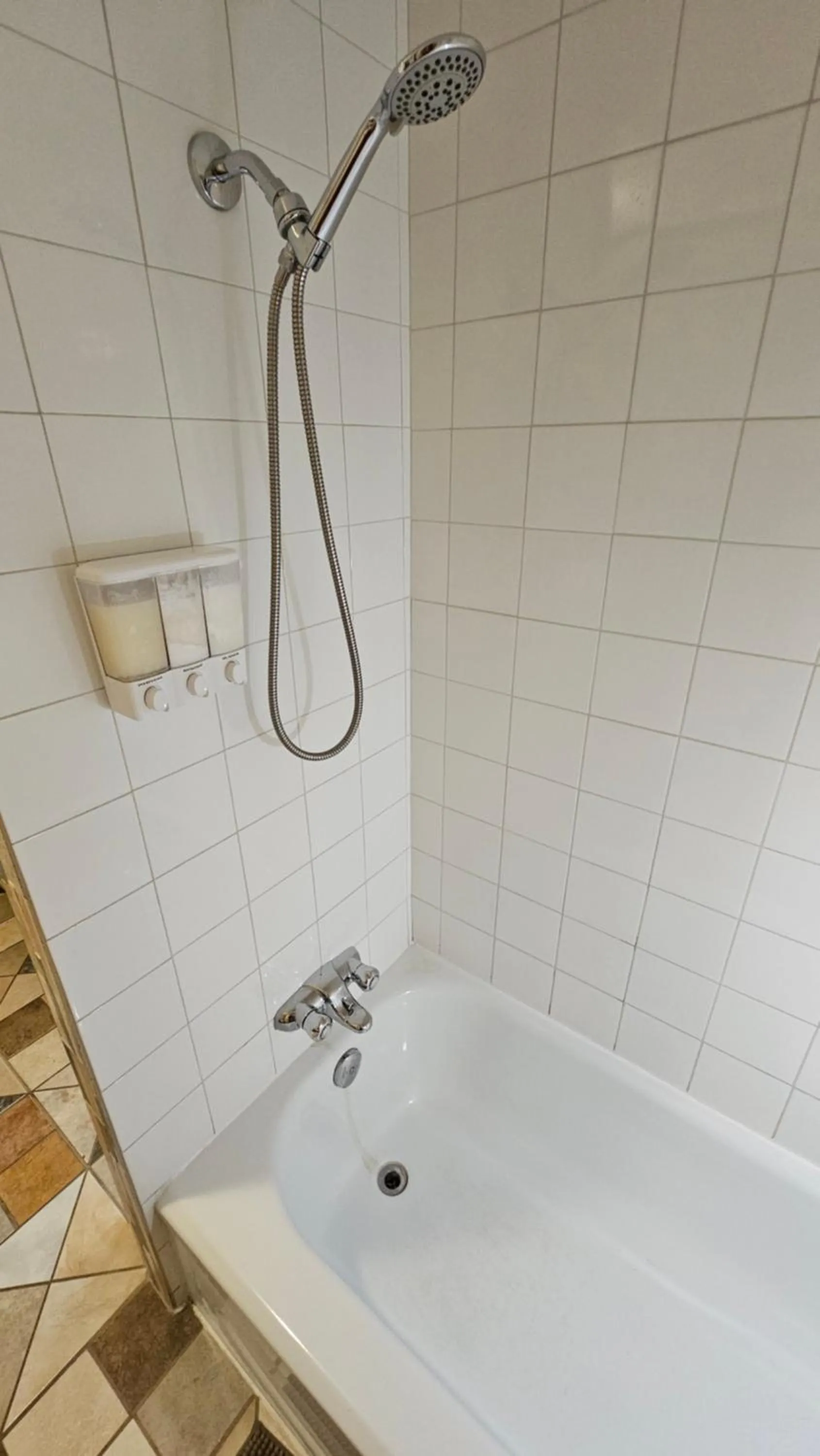 Shower in Séjour Flèche du fjord vue Saguenay Mont Valin