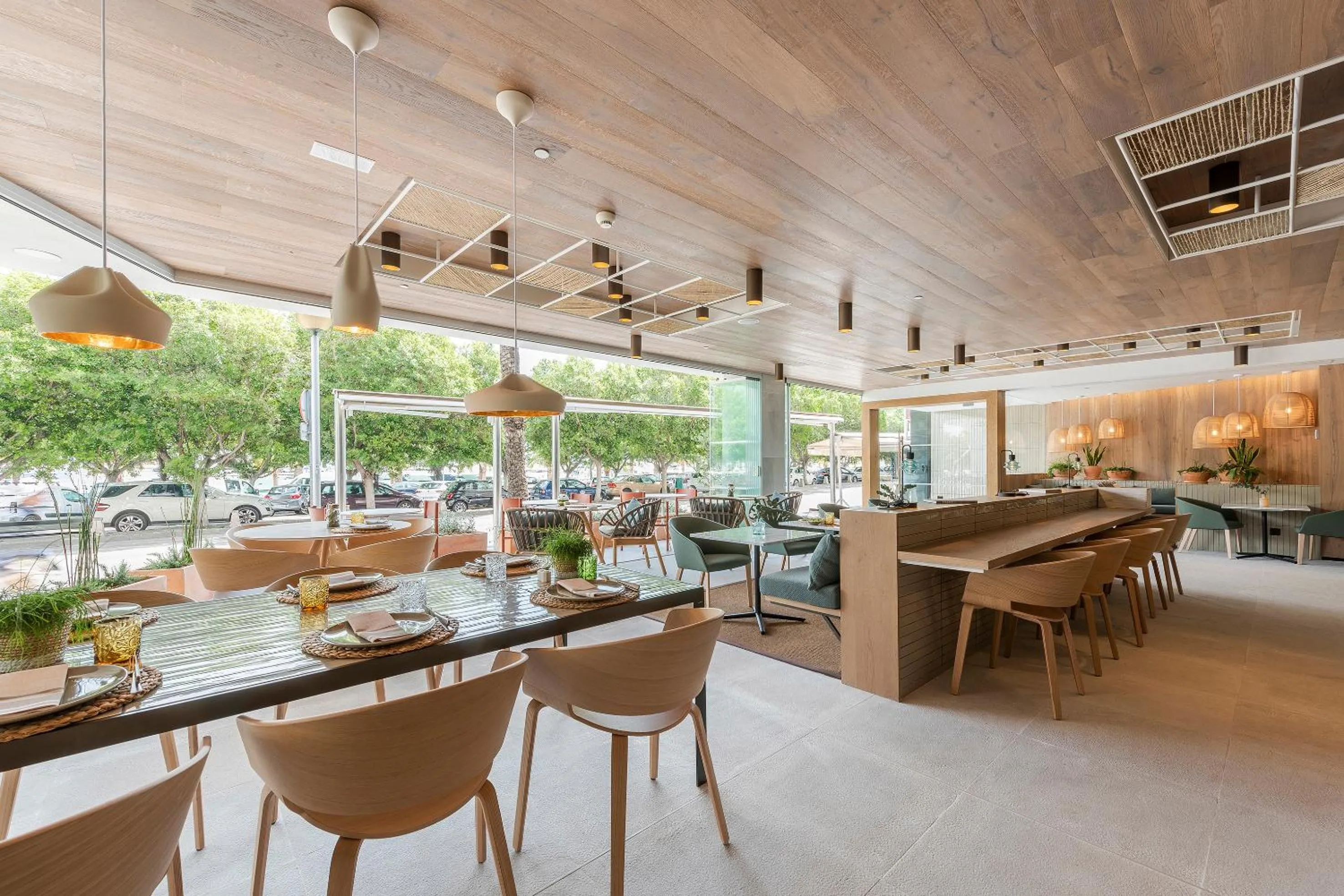 Restaurant/places to eat in Meliá Palma Marina