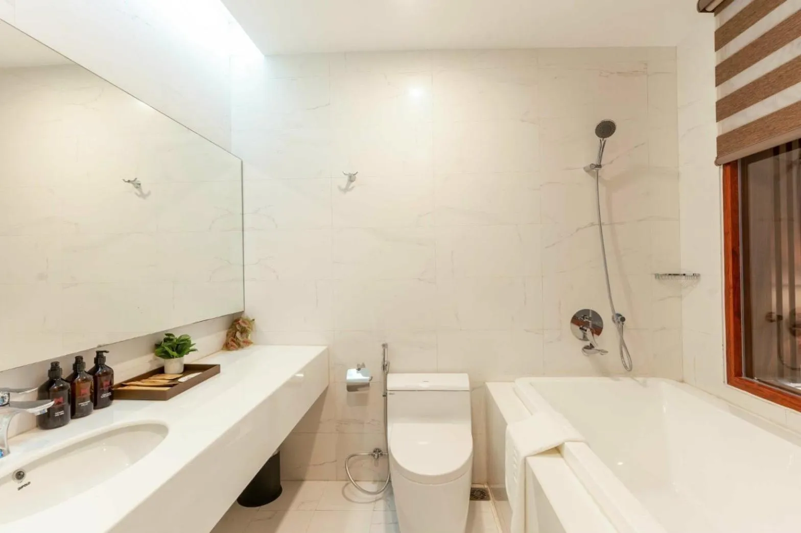 Bathroom in MT Collection Hotel