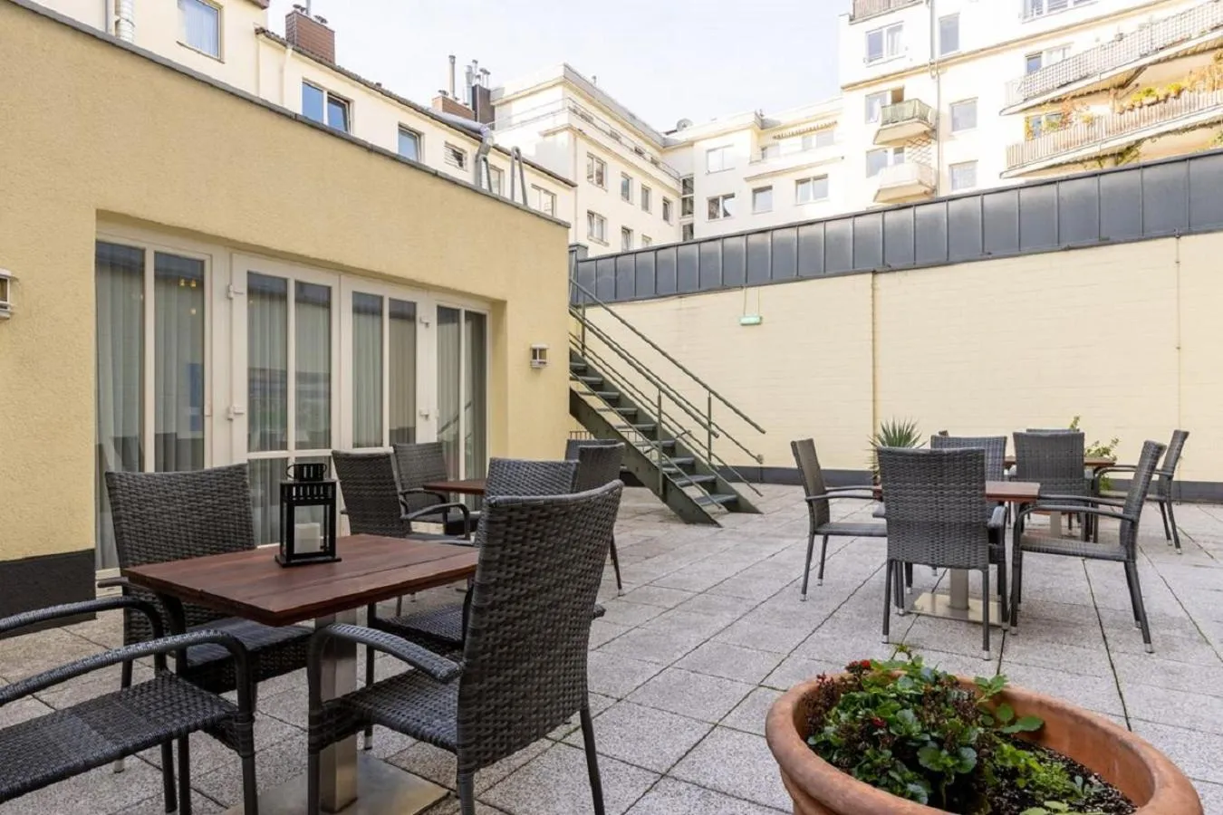 Patio in Trip Inn Hotel Conti