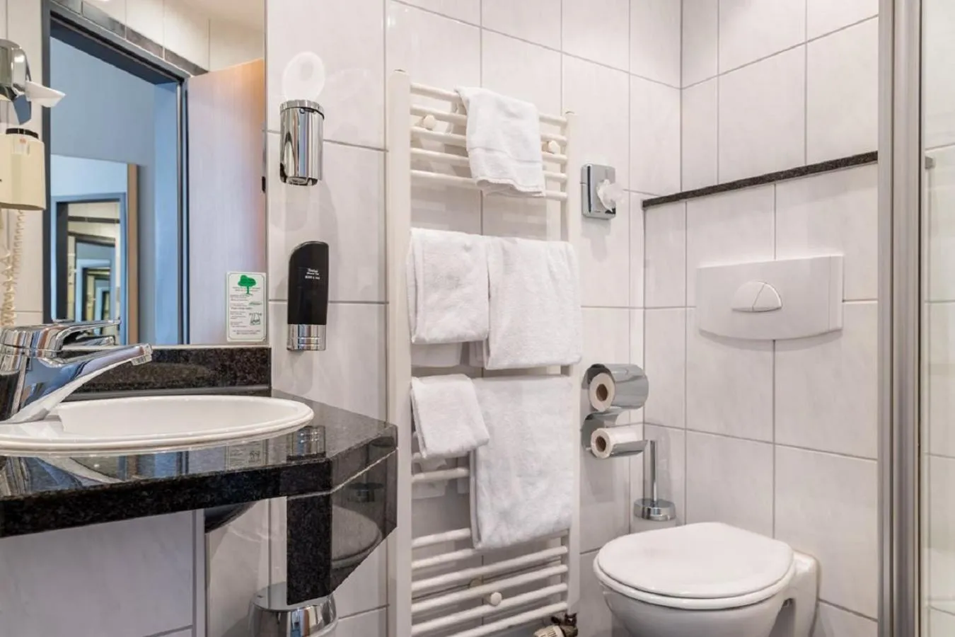 Toilet in Trip Inn Hotel Conti