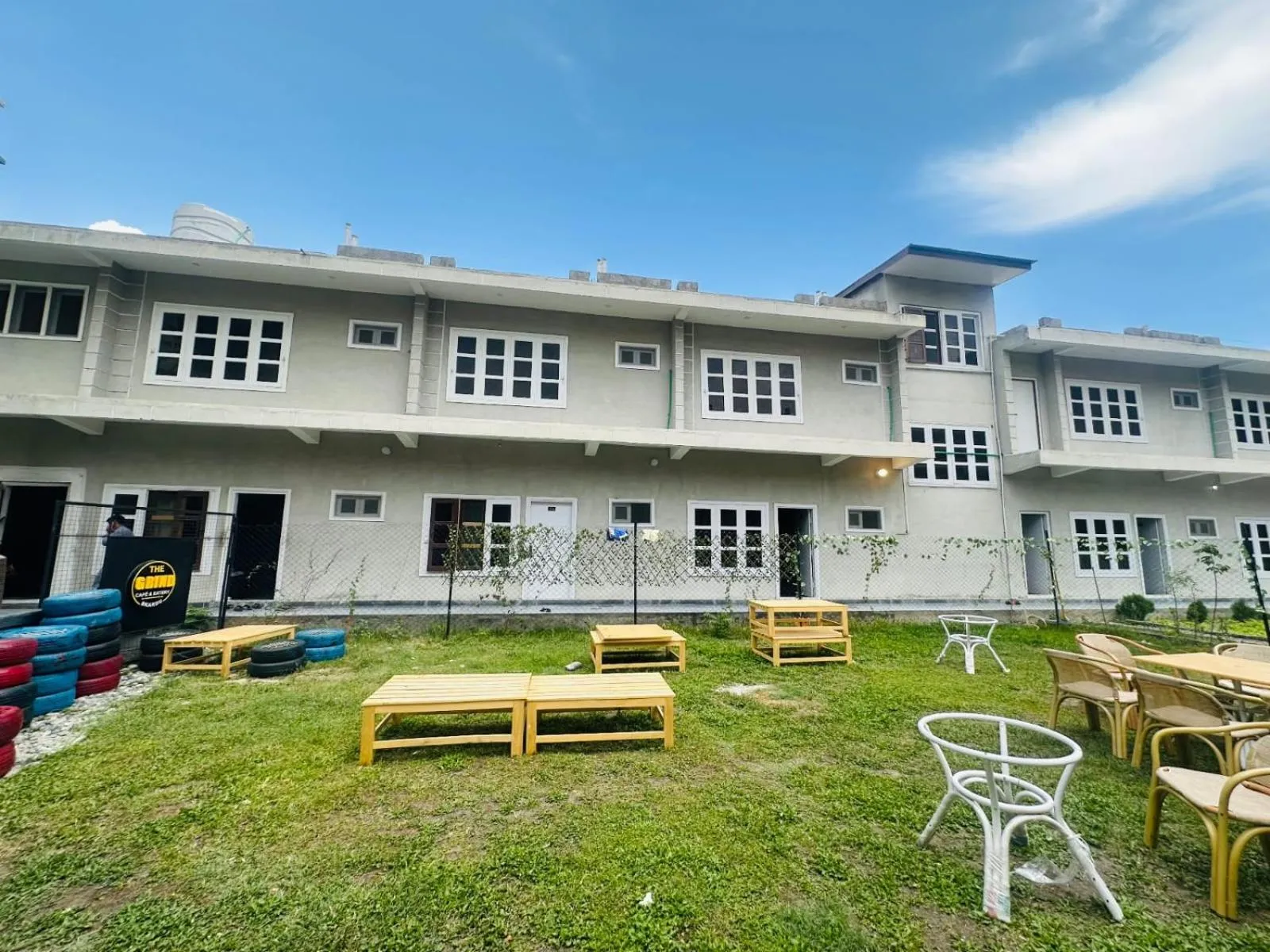 Property building in The Yak Motel