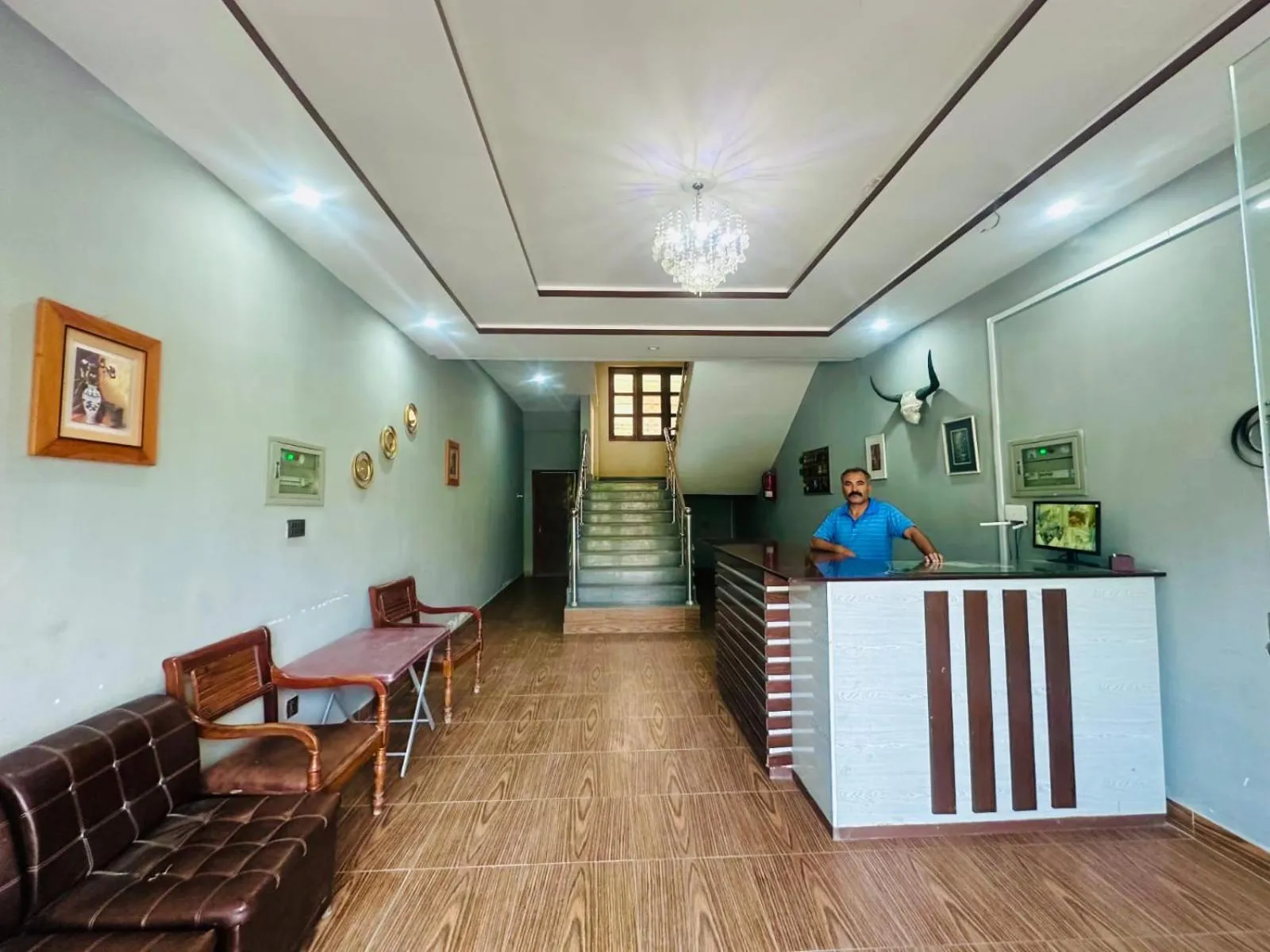 Lobby or reception in The Yak Motel