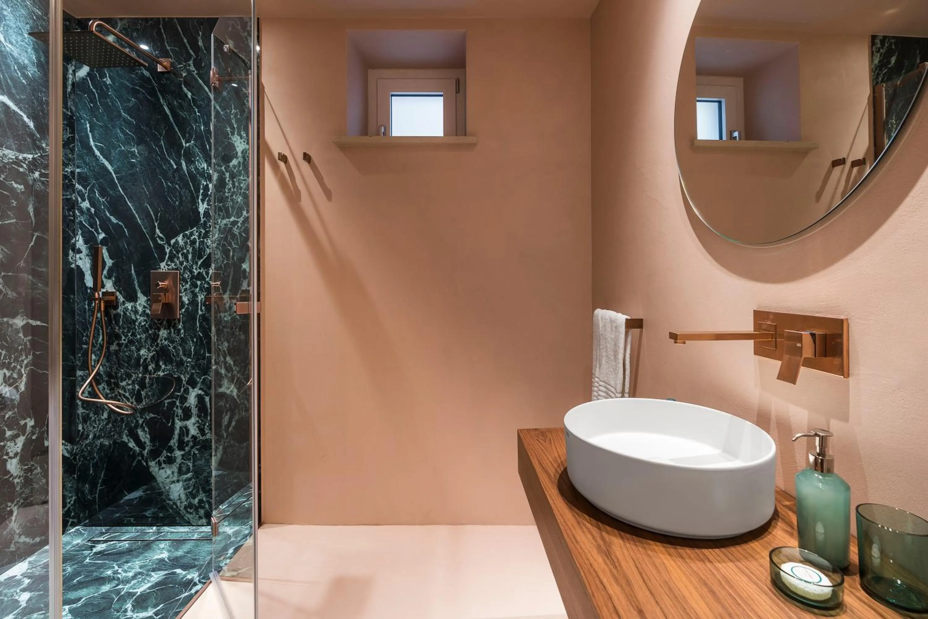 Shower in Taormina Infinity Suites