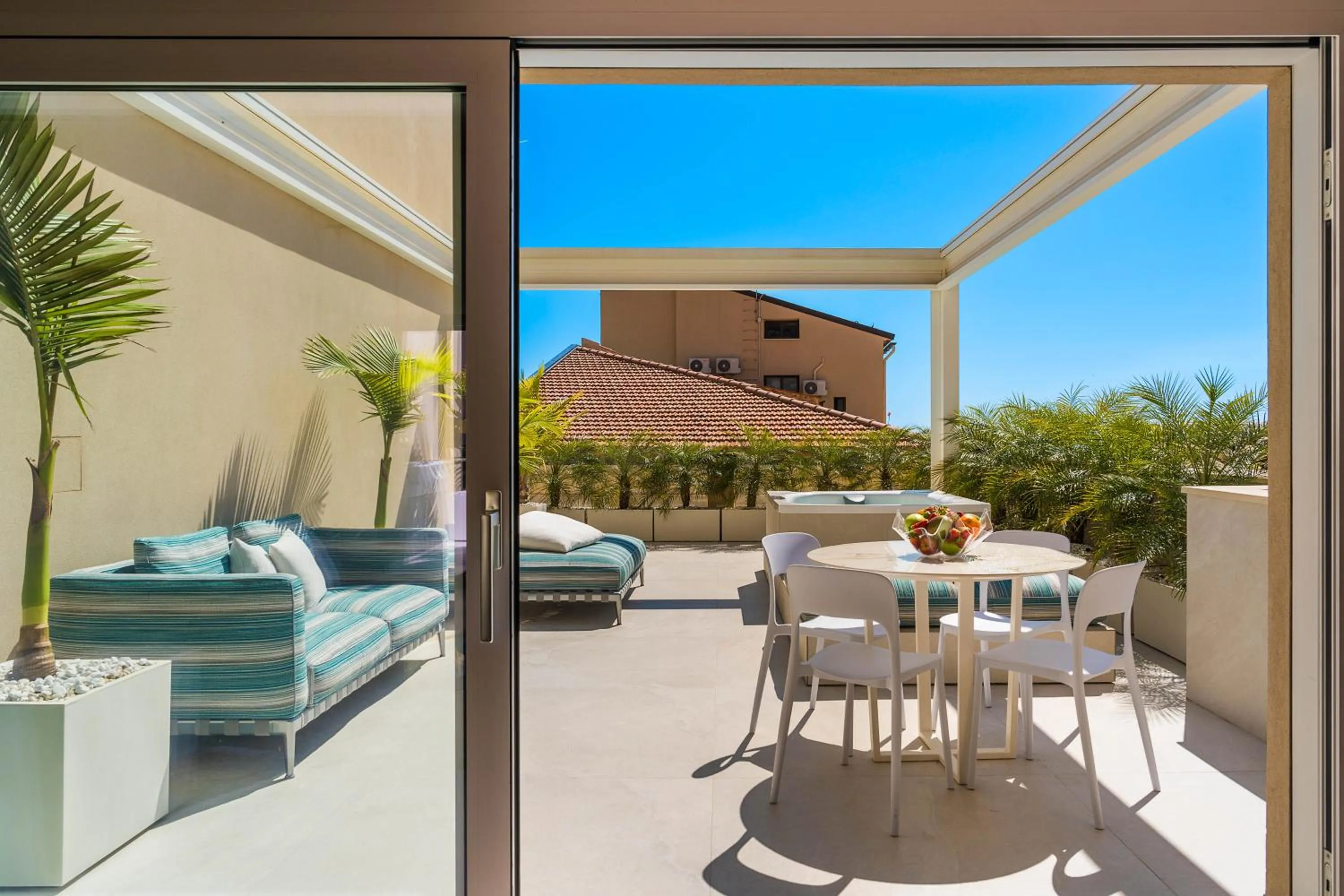 Patio in Taormina Infinity Suites