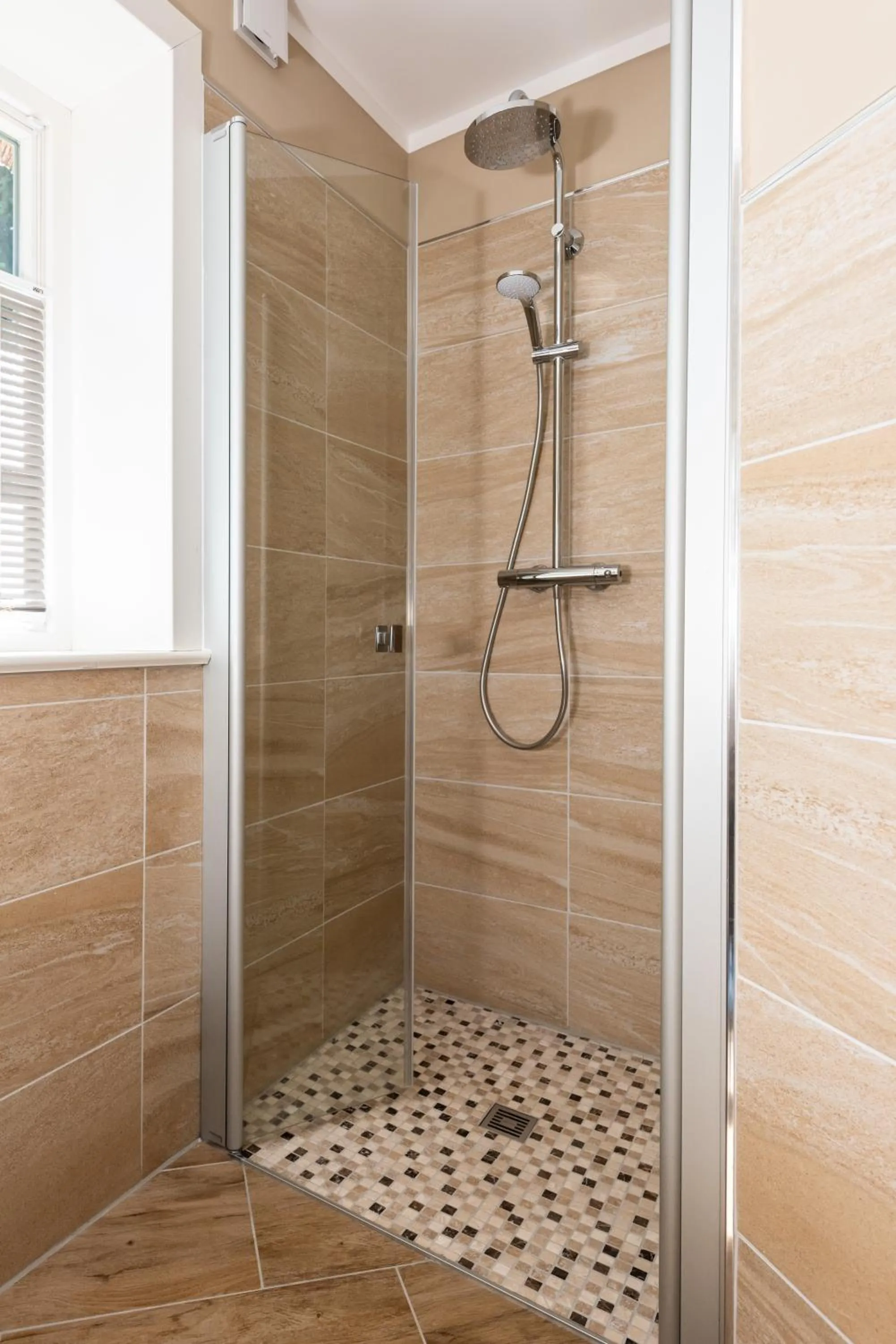 Shower in Hotel Hof Tütsberg