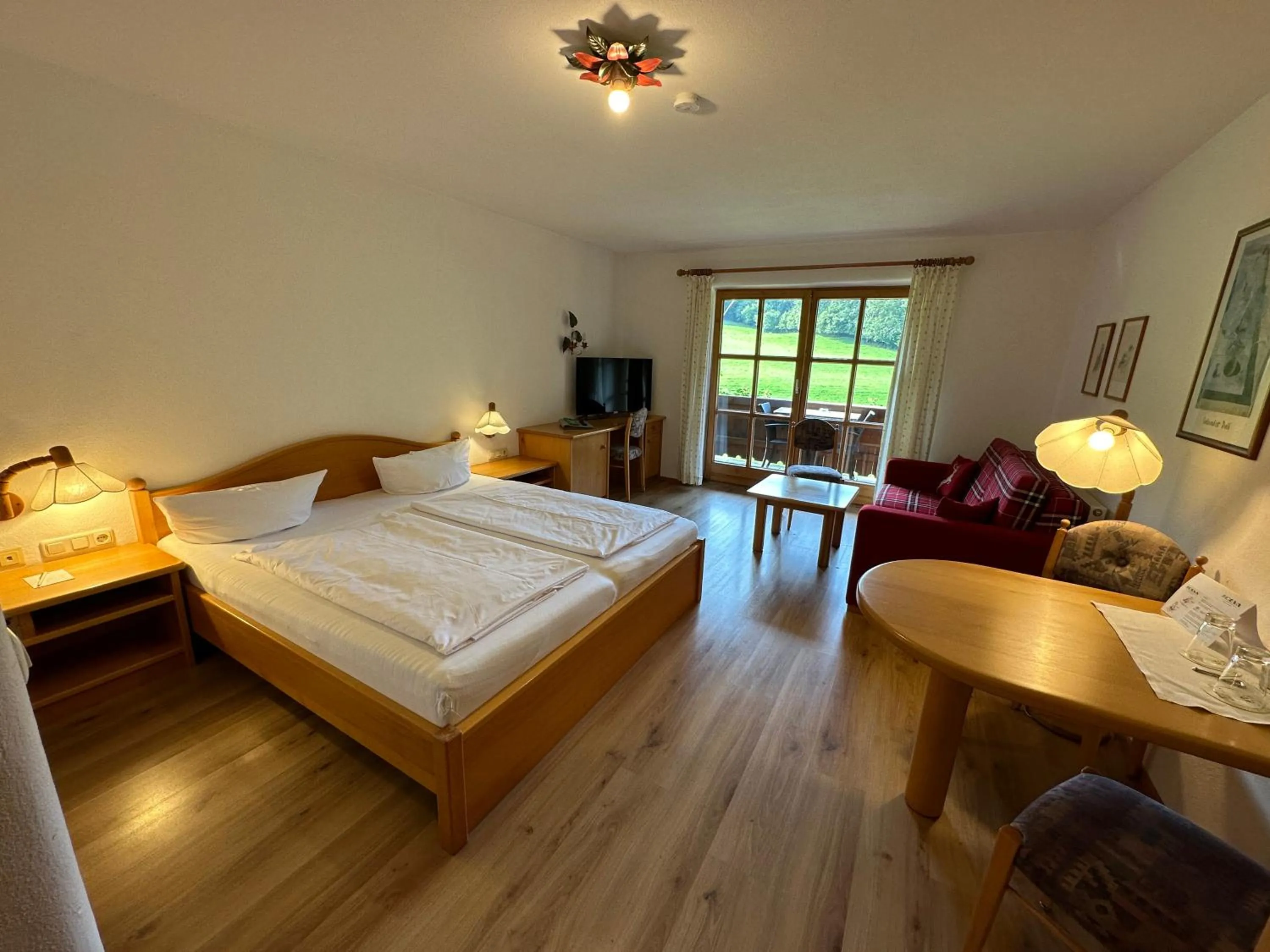 View (from property/room), Bed in Landhotel Maiergschwendt inkl Chiemgaukarte