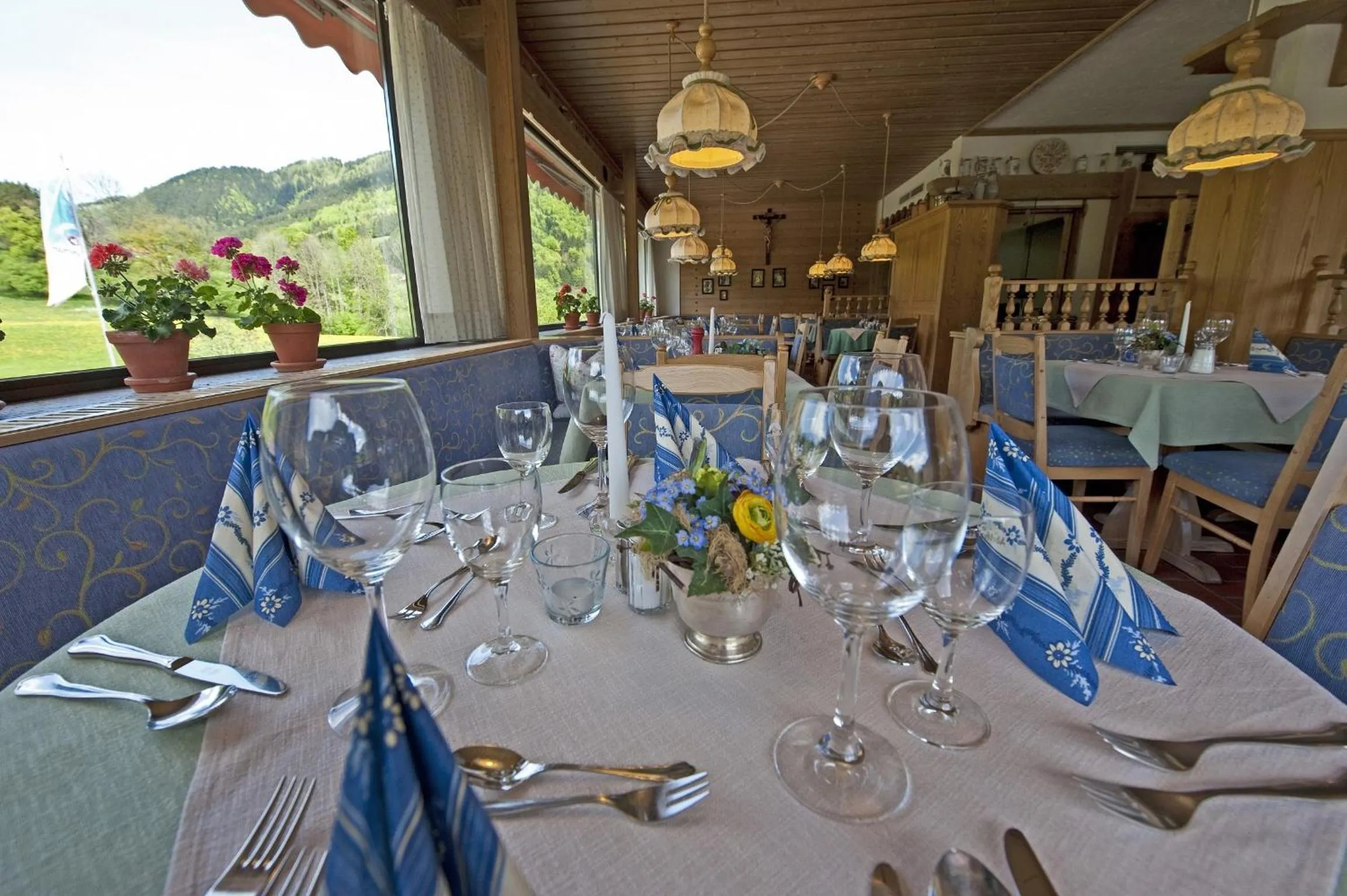 Restaurant/places to eat in Landhotel Maiergschwendt inkl Chiemgaukarte