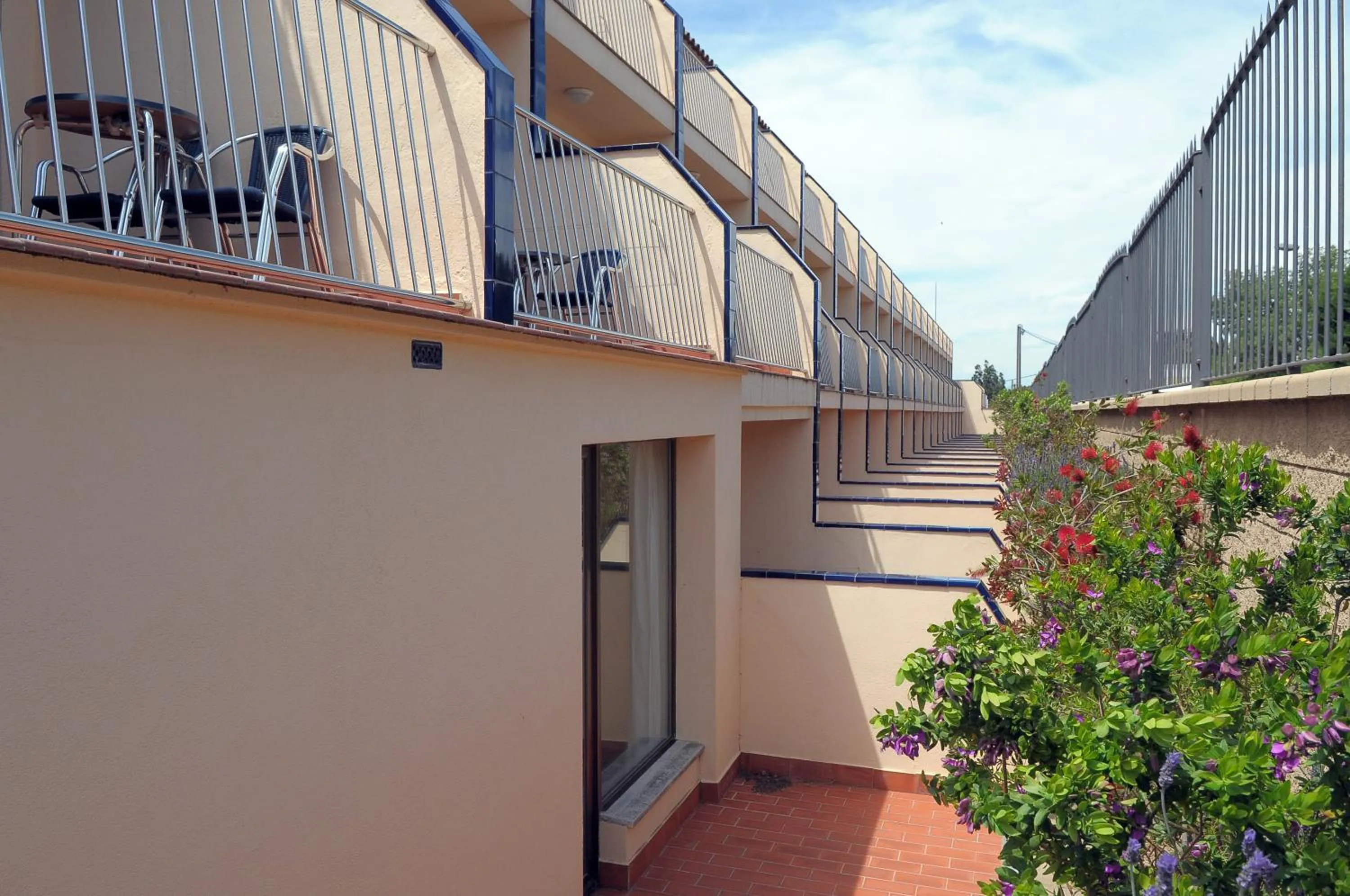 Facade/entrance in Hotel San Carlos