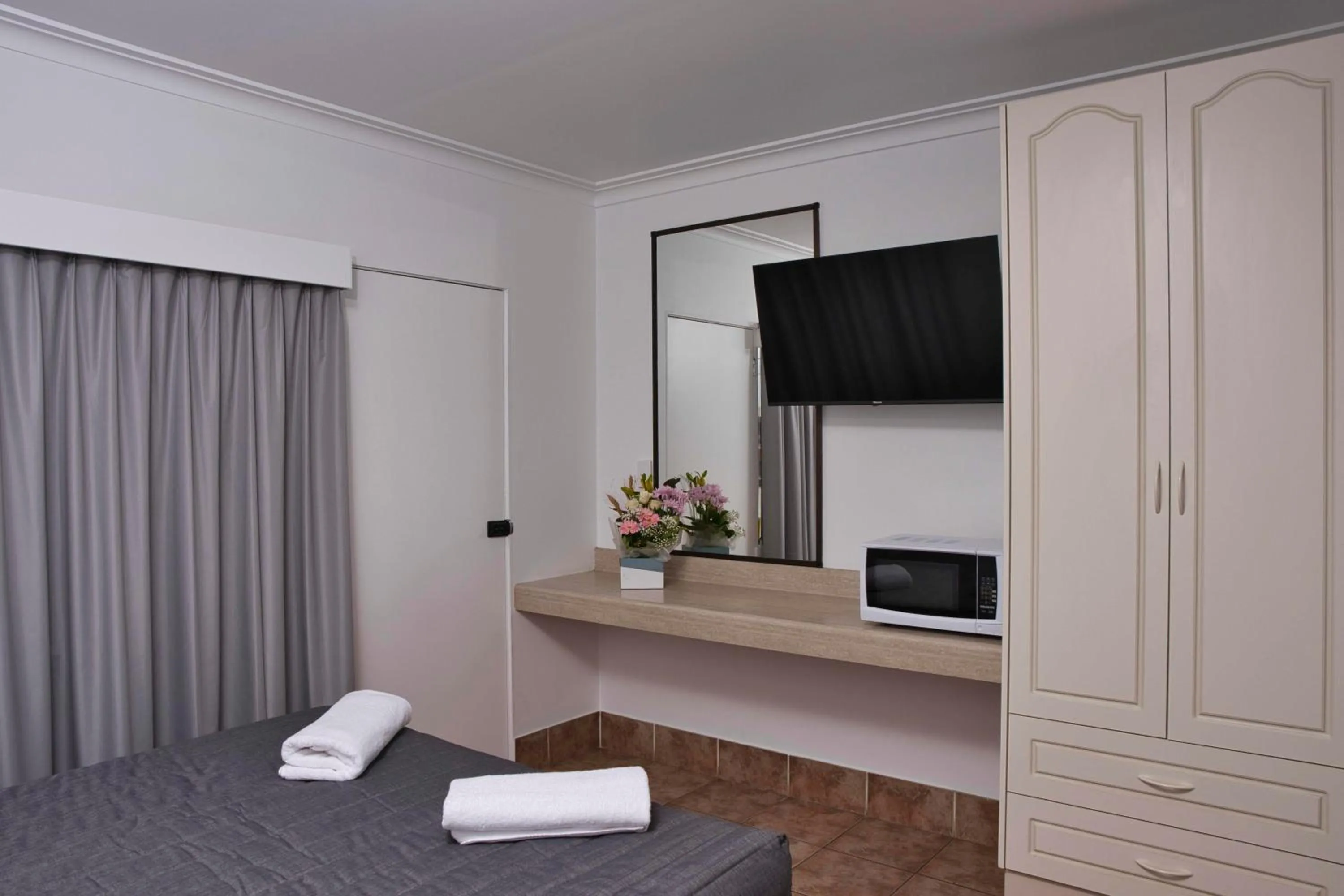 TV and multimedia in Leeton Centre Motel