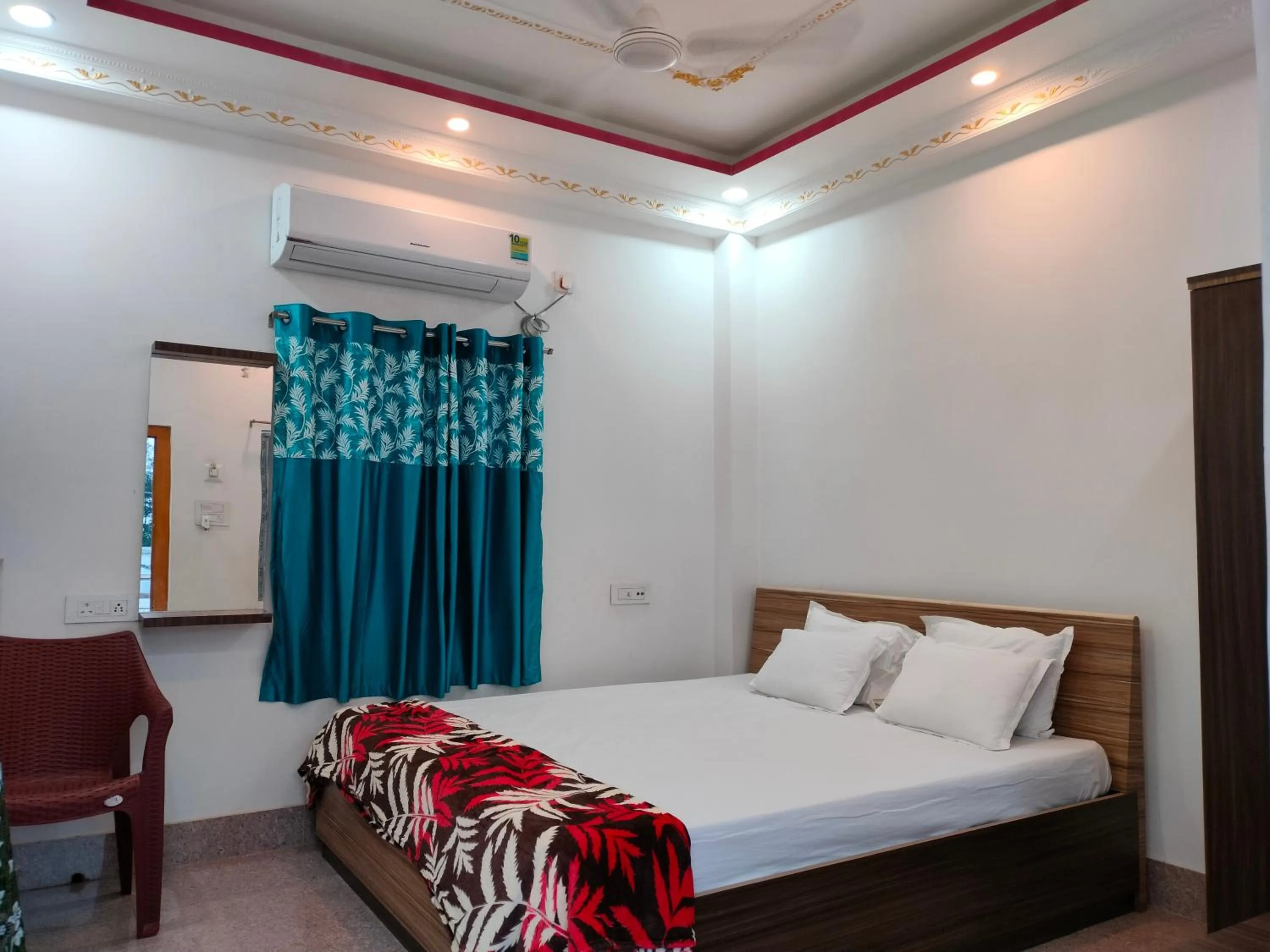 Bed in Sea Wave Beach Resort