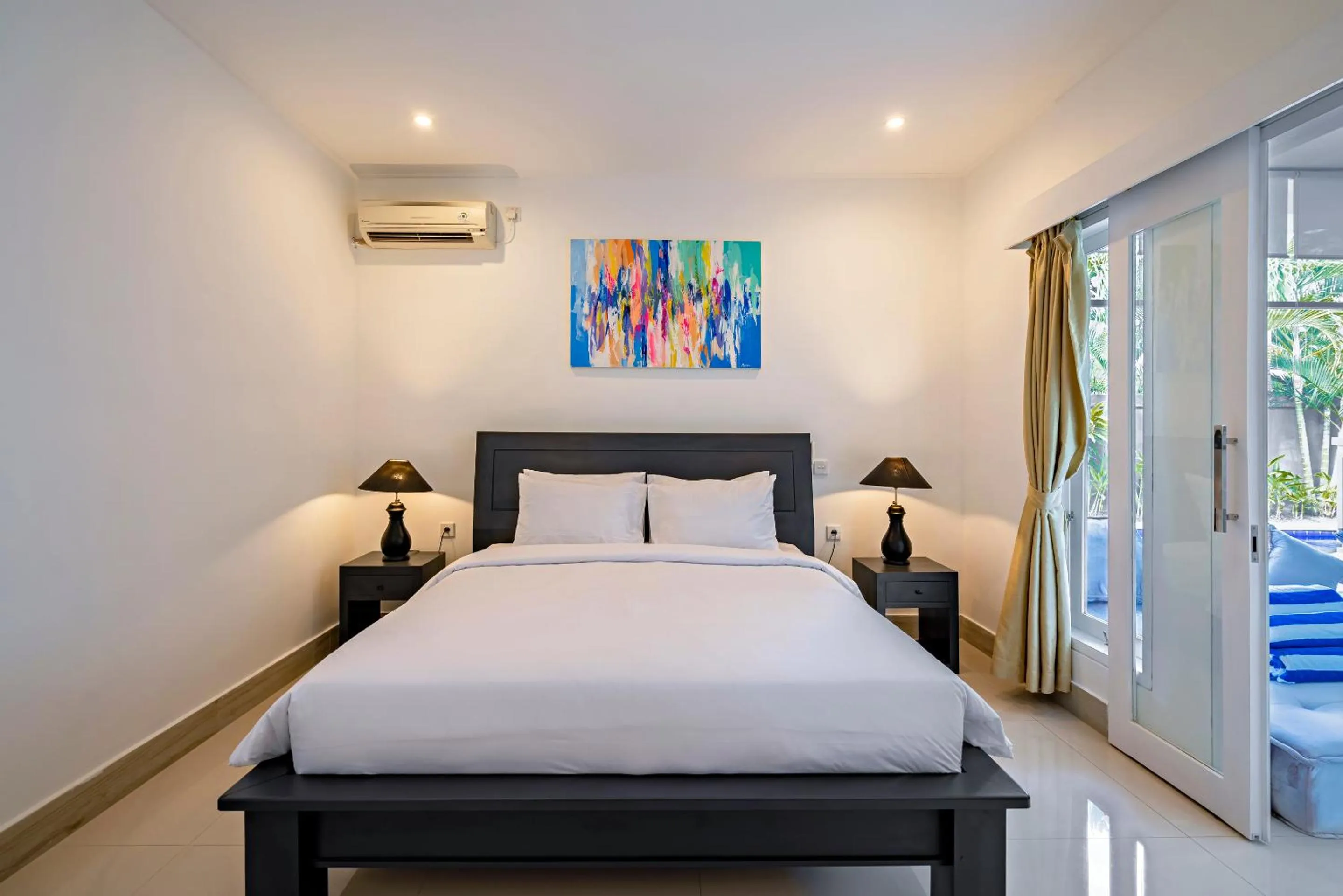 Bedroom, Bed in Villa Kira - Canggu