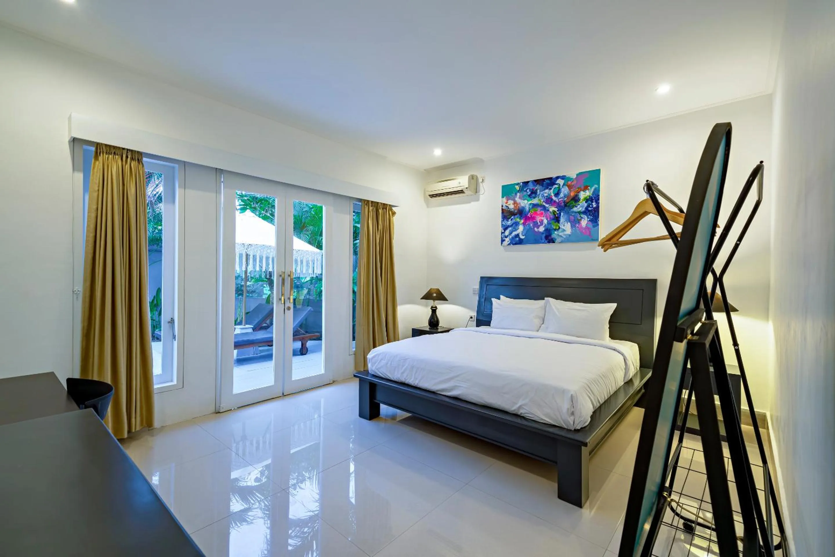Bedroom, Bed in Villa Kira - Canggu