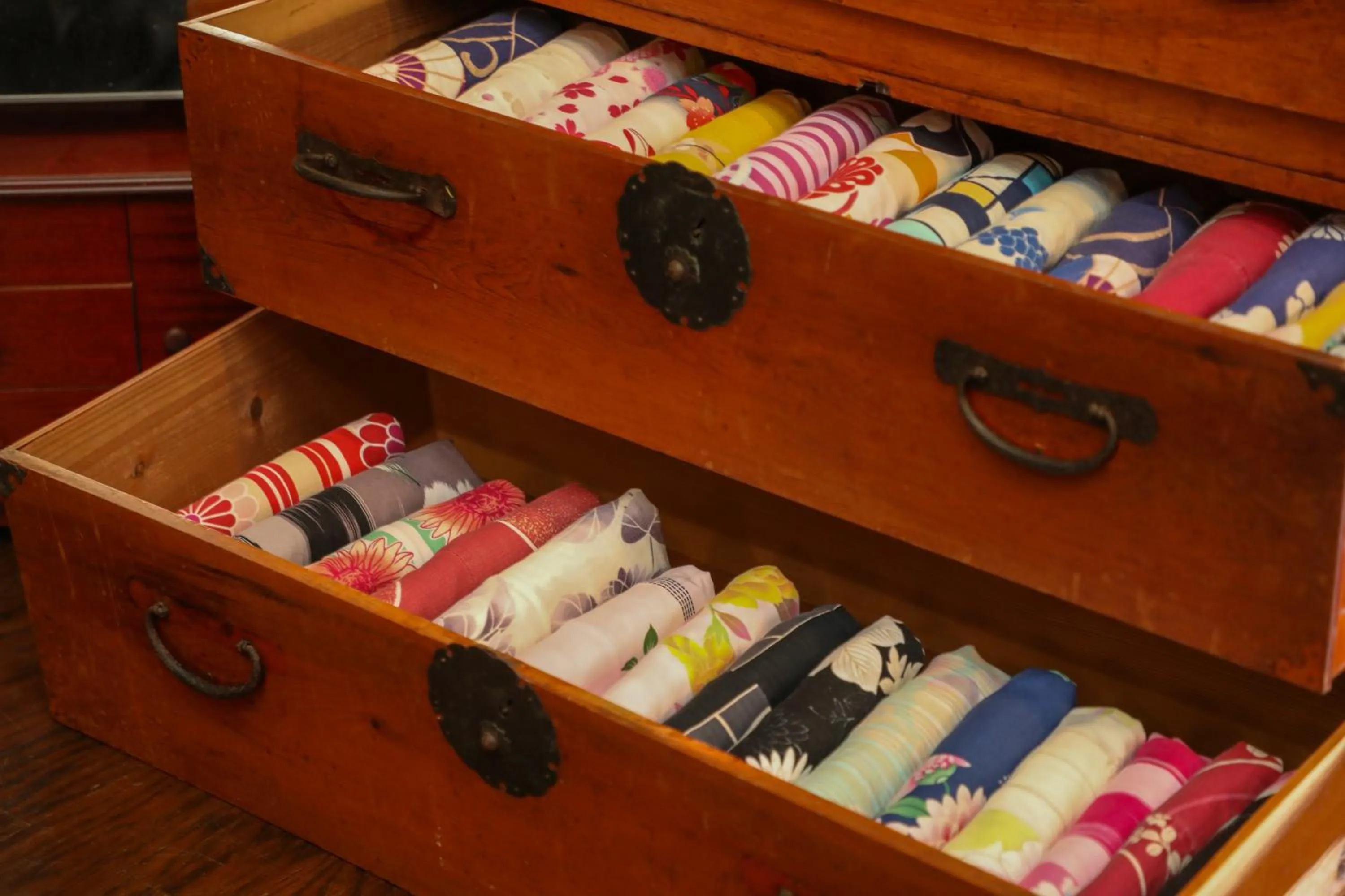 furniture in Iroriyado Hidaya