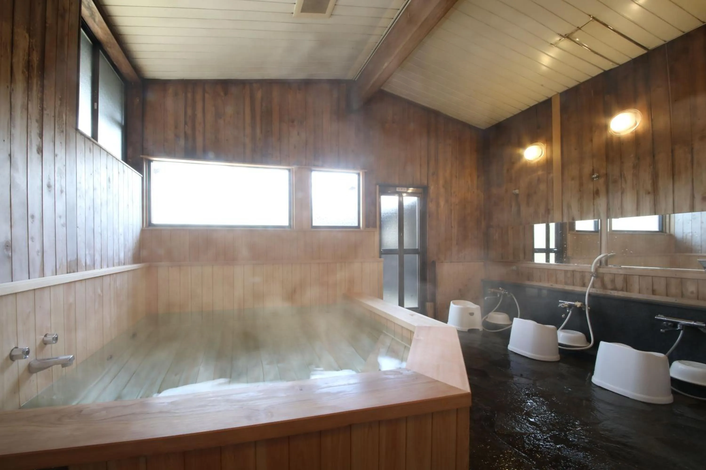 Public Bath in Iroriyado Hidaya