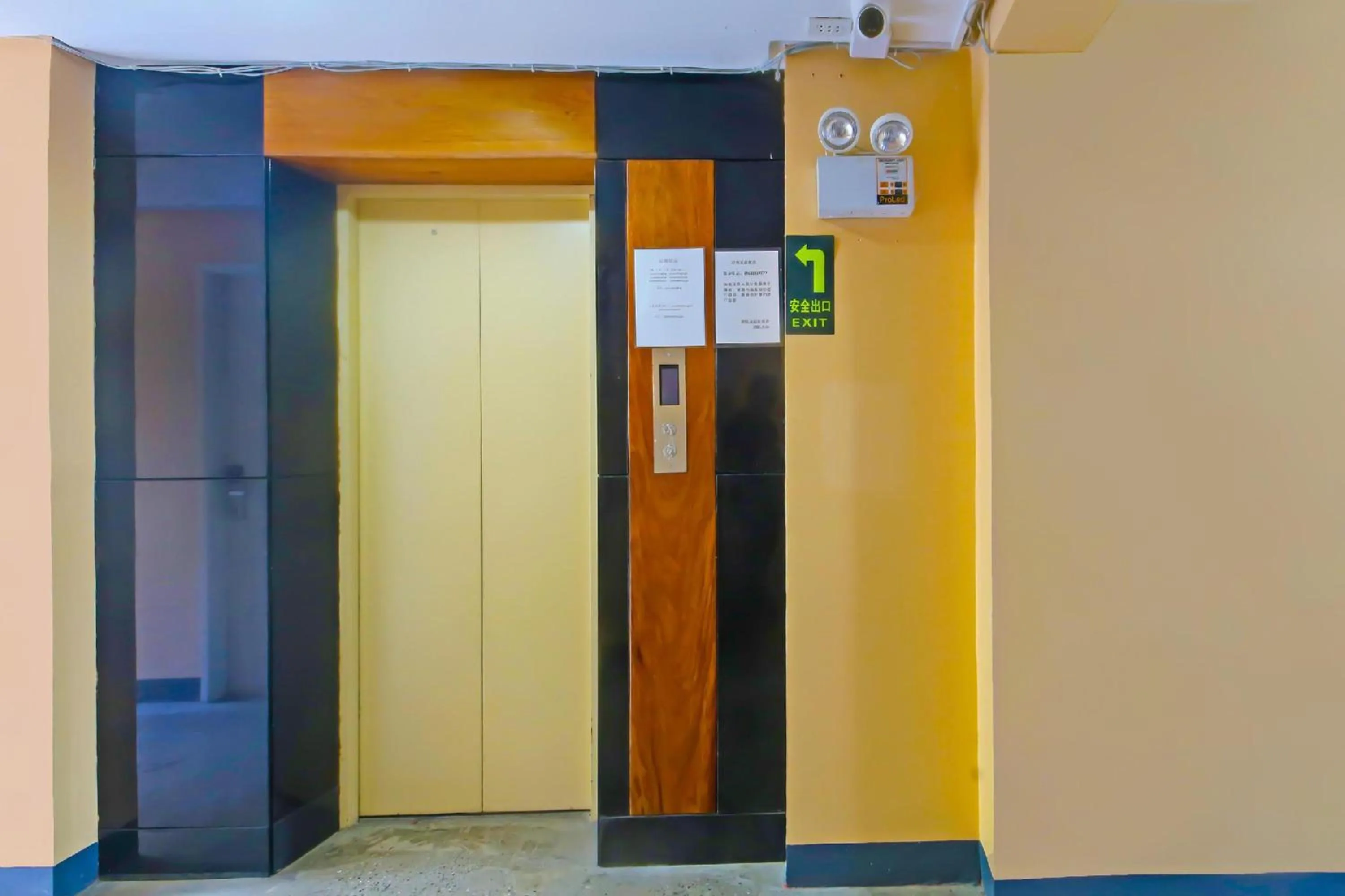 Lobby or reception in Loveness Apartelle