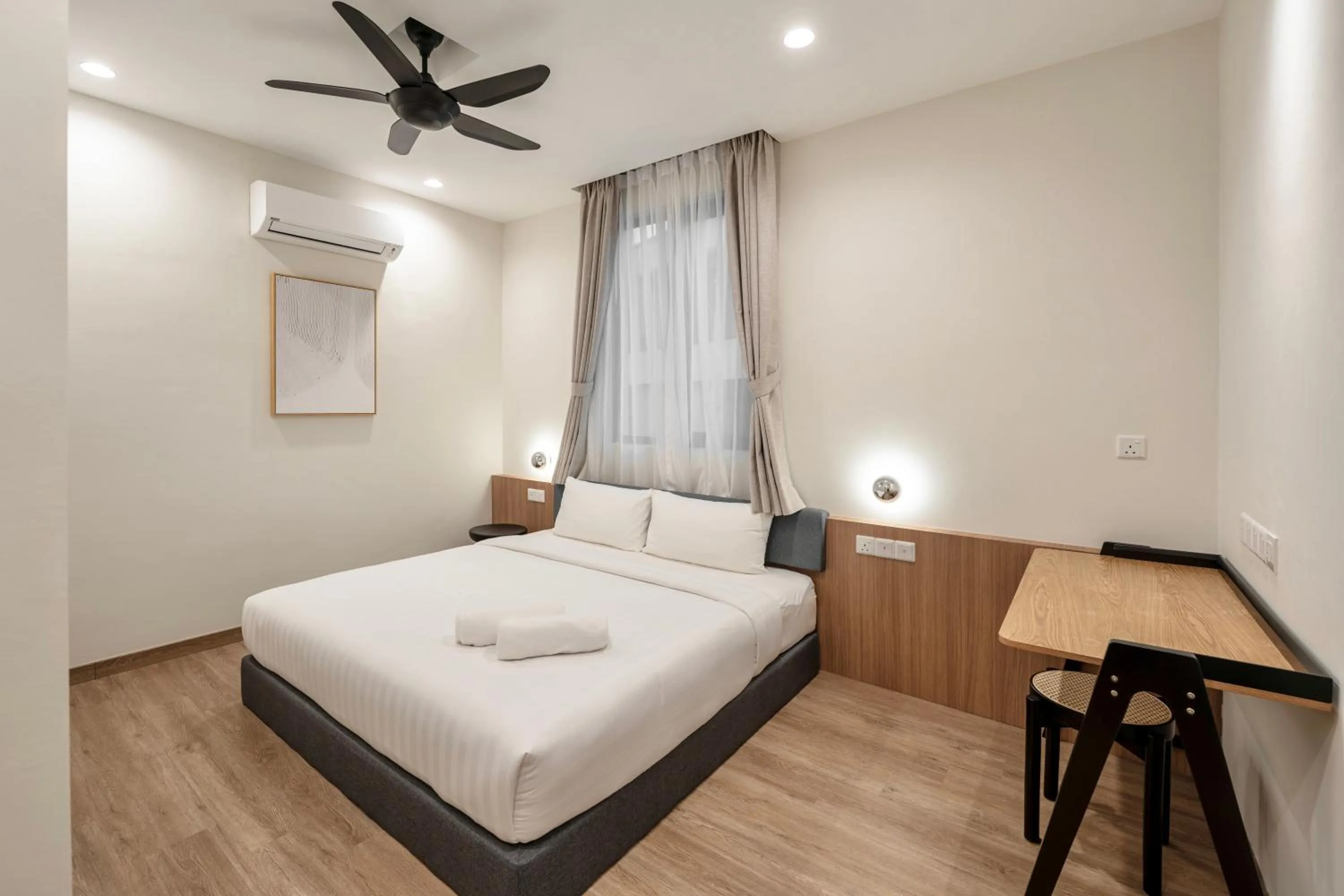 Bedroom, Bed in Codrington House - Boutique Apartments