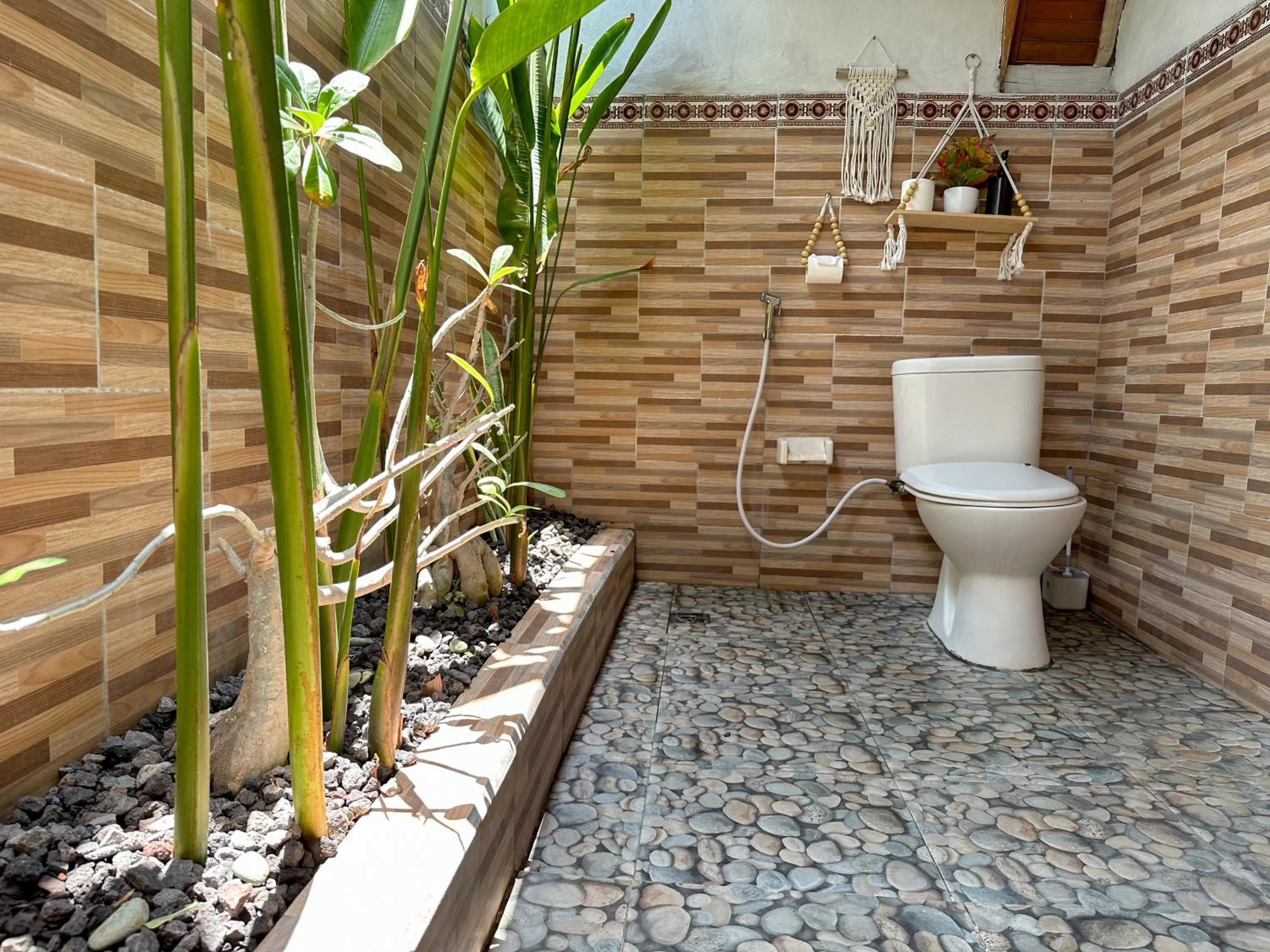 Sunset Hill Penida Resort