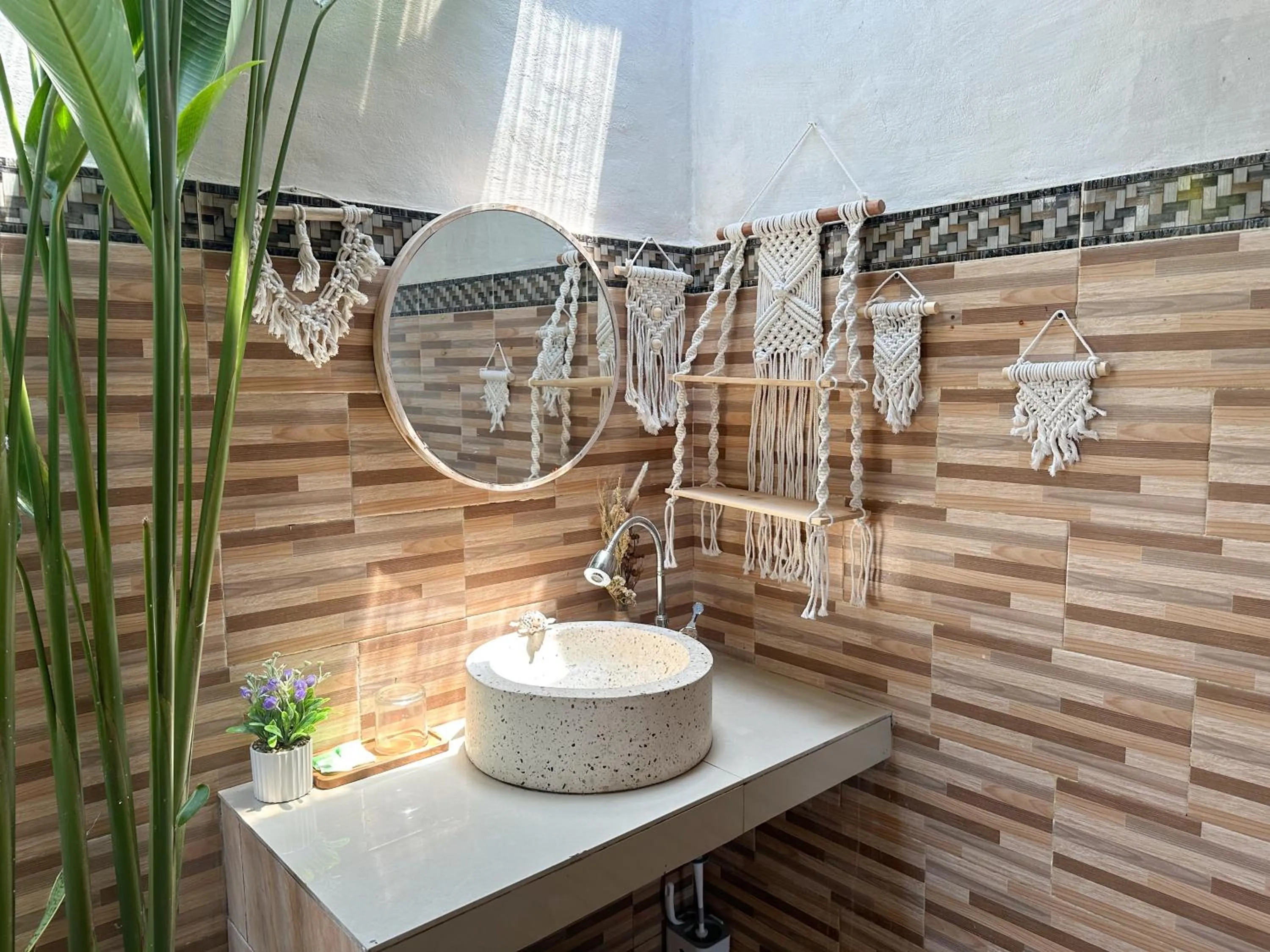 Sunset Hill Penida Resort