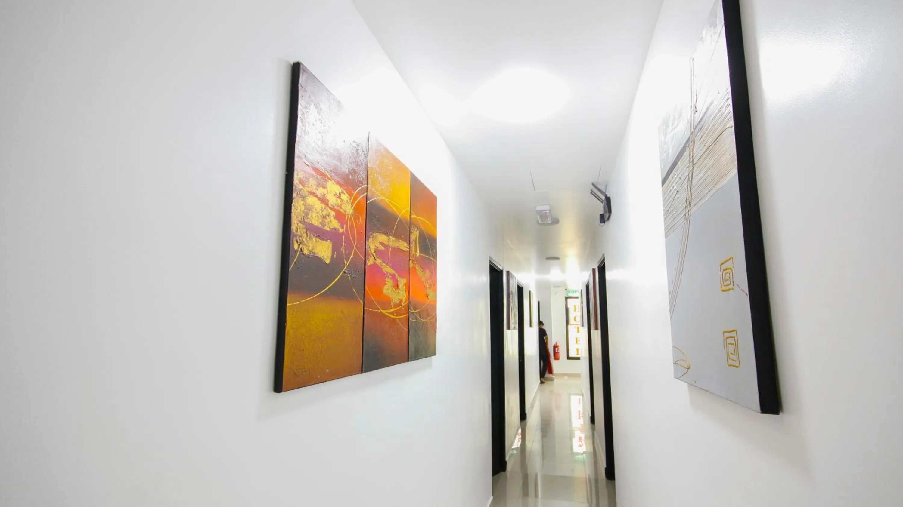 Guests in Red Velvet Inn Bukit Bintang