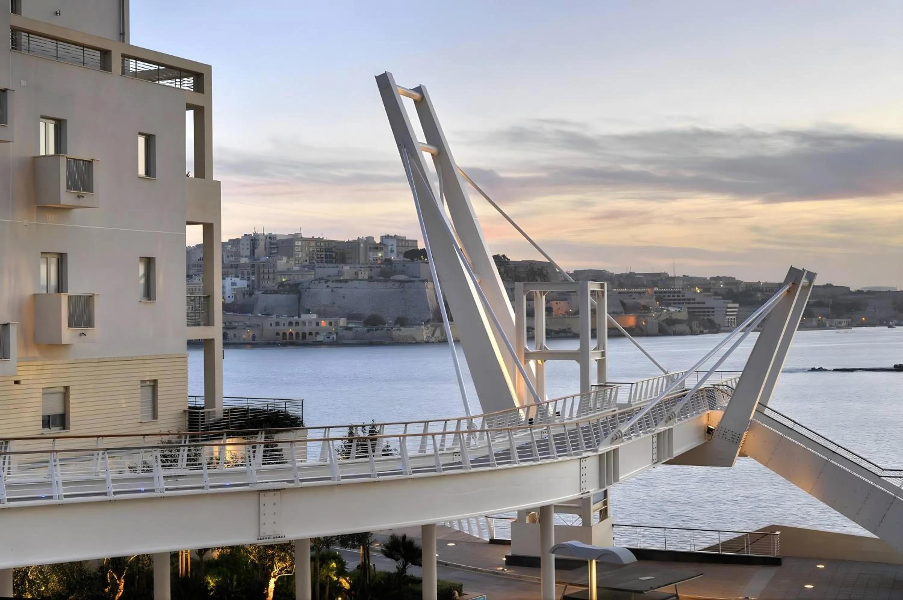 Neighbourhood in Sliema Tigne Suites