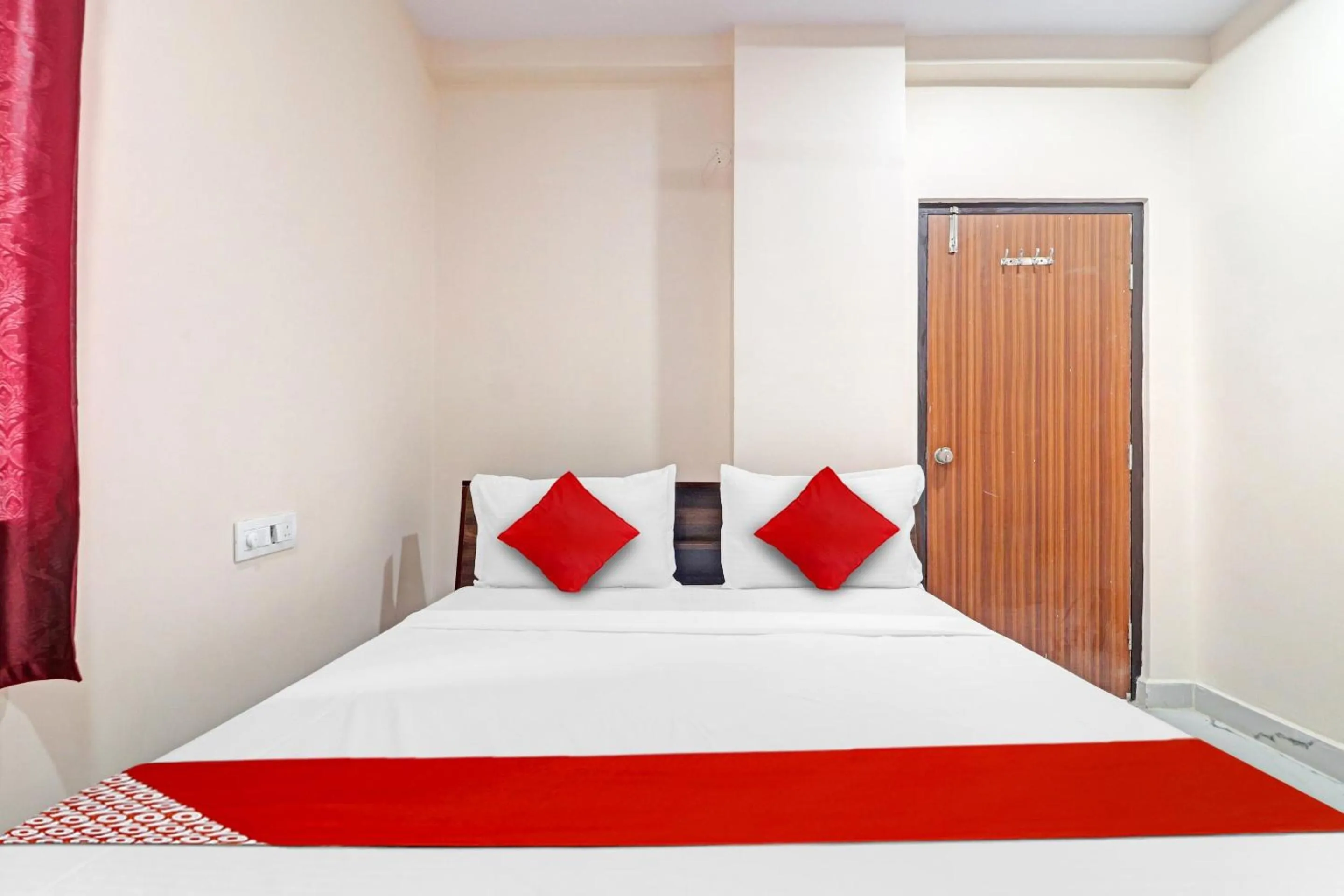 Bedroom, Bed in Hotel O SV Grand