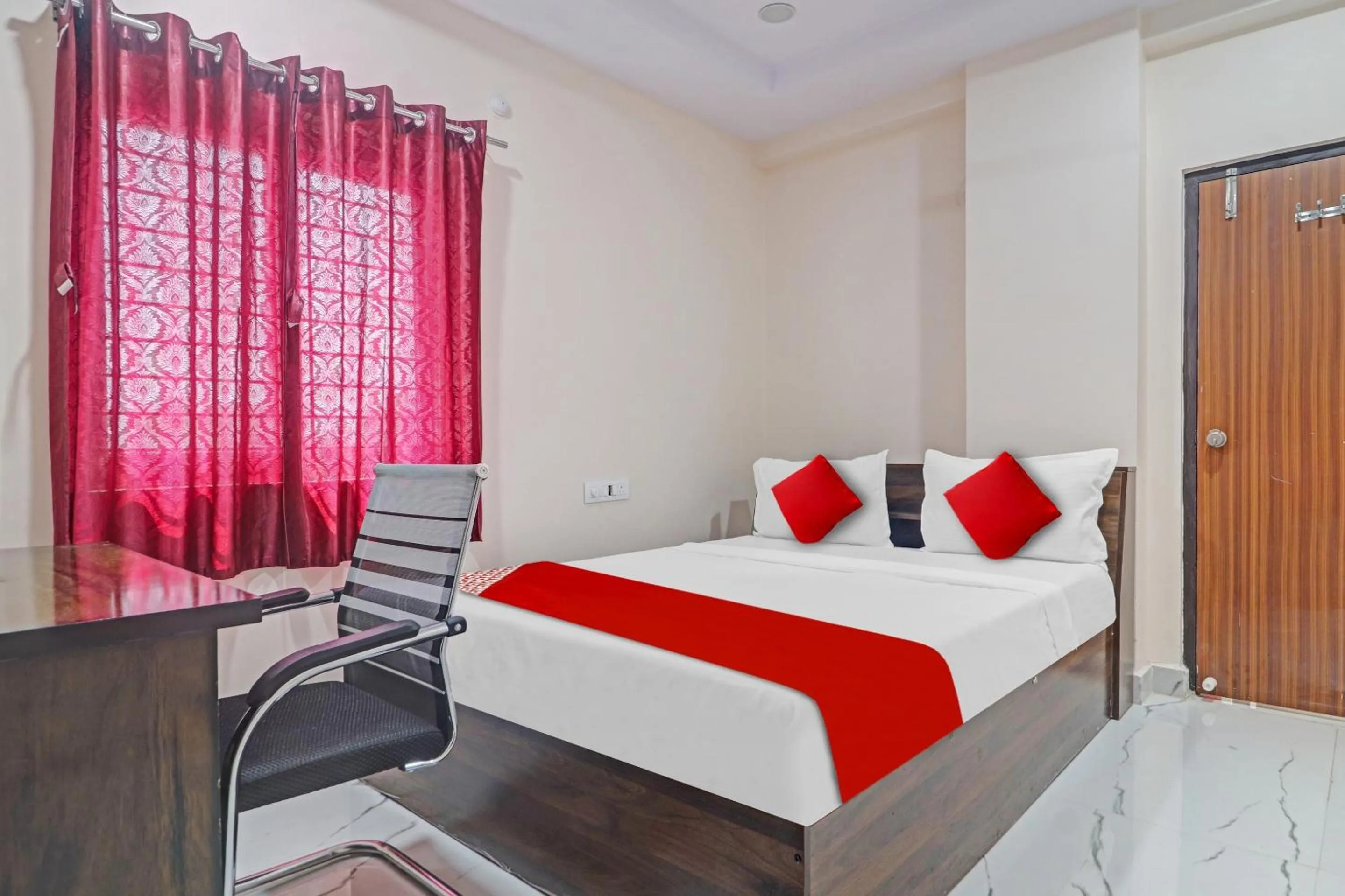 Bedroom, Bed in Hotel O SV Grand