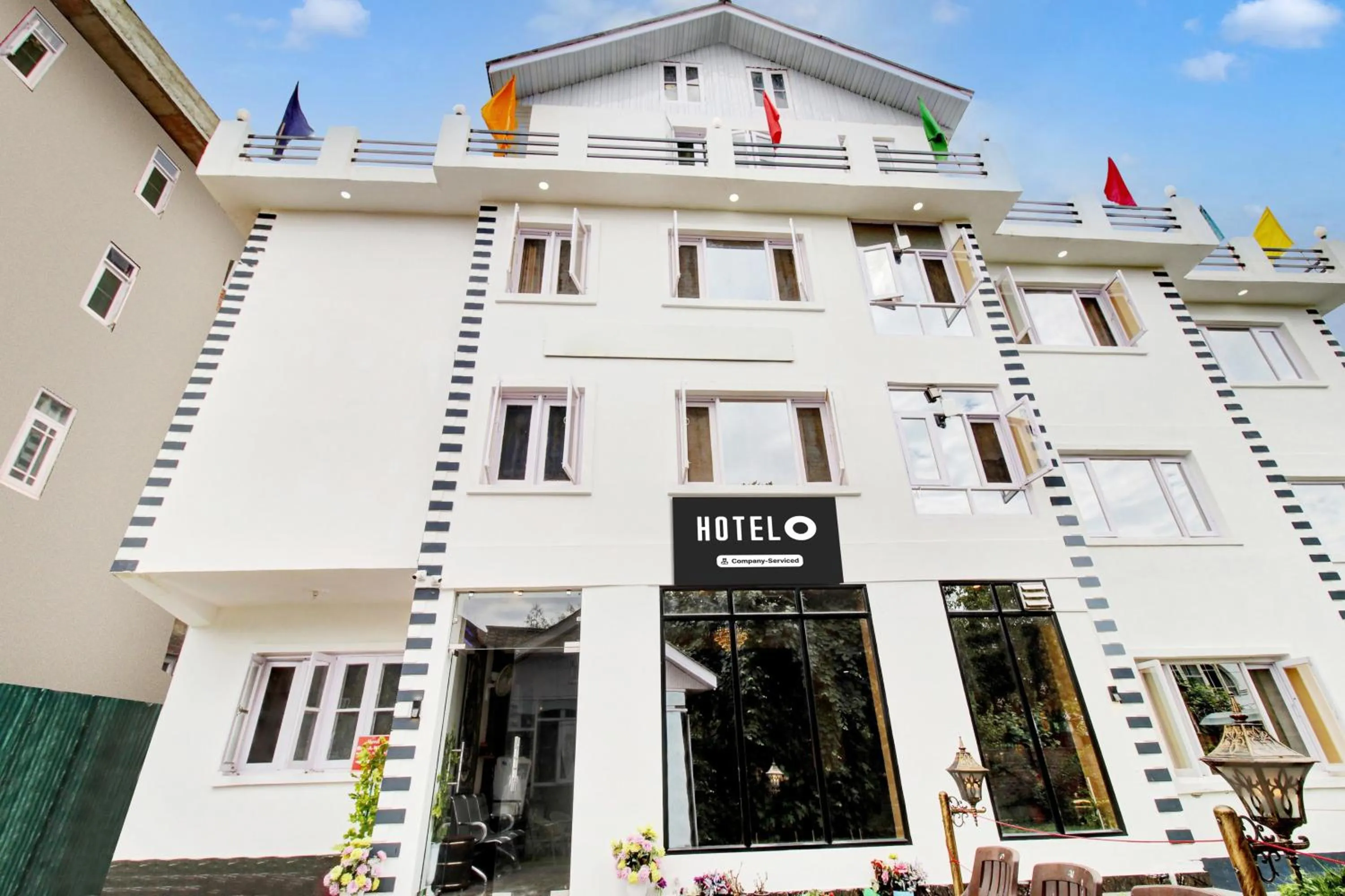 Facade/entrance in Collection O Dal Lake