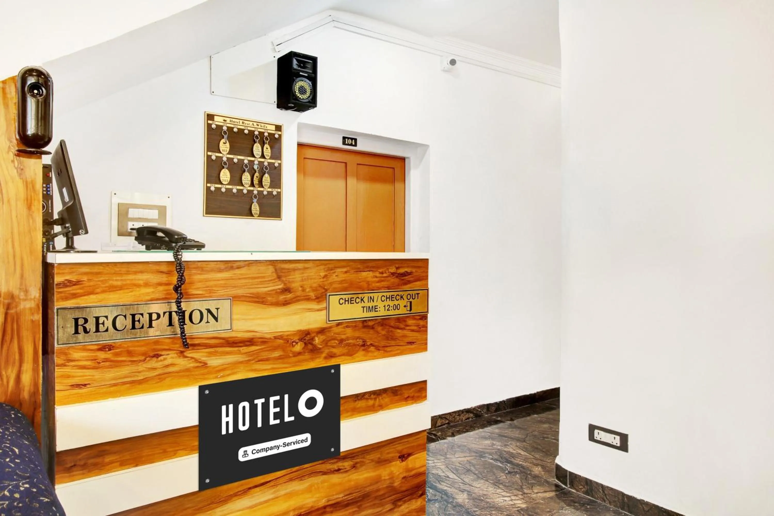 Lobby or reception in Collection O Dal Lake