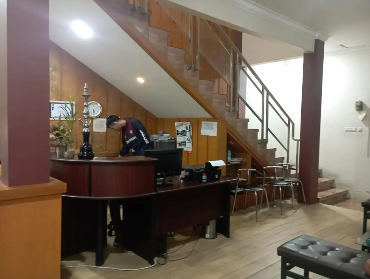 Lobby or reception in De Homestay Mitra RedDoorz Bitung