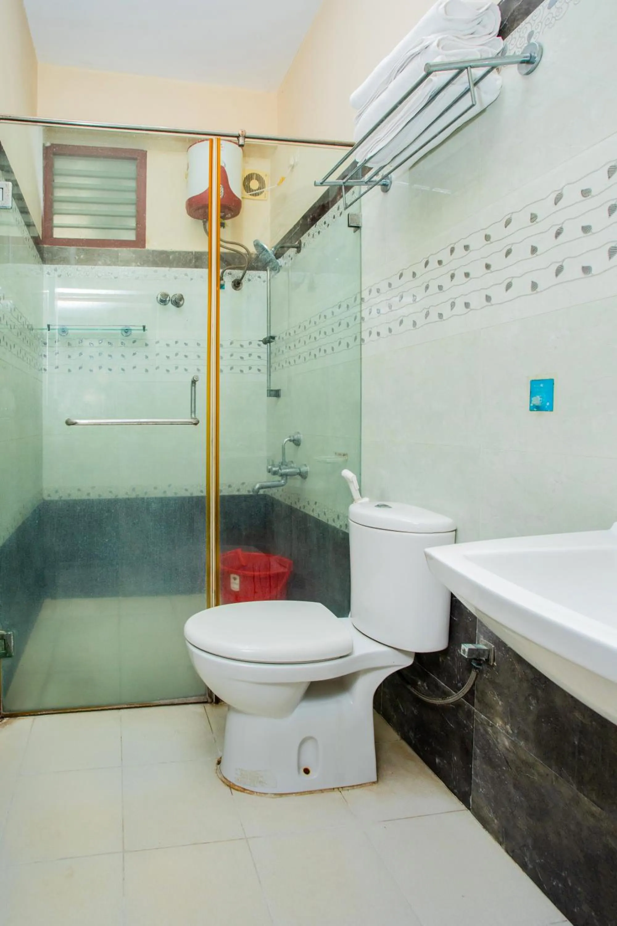 Bathroom in ITs SOUTH EAST RESIDENCY