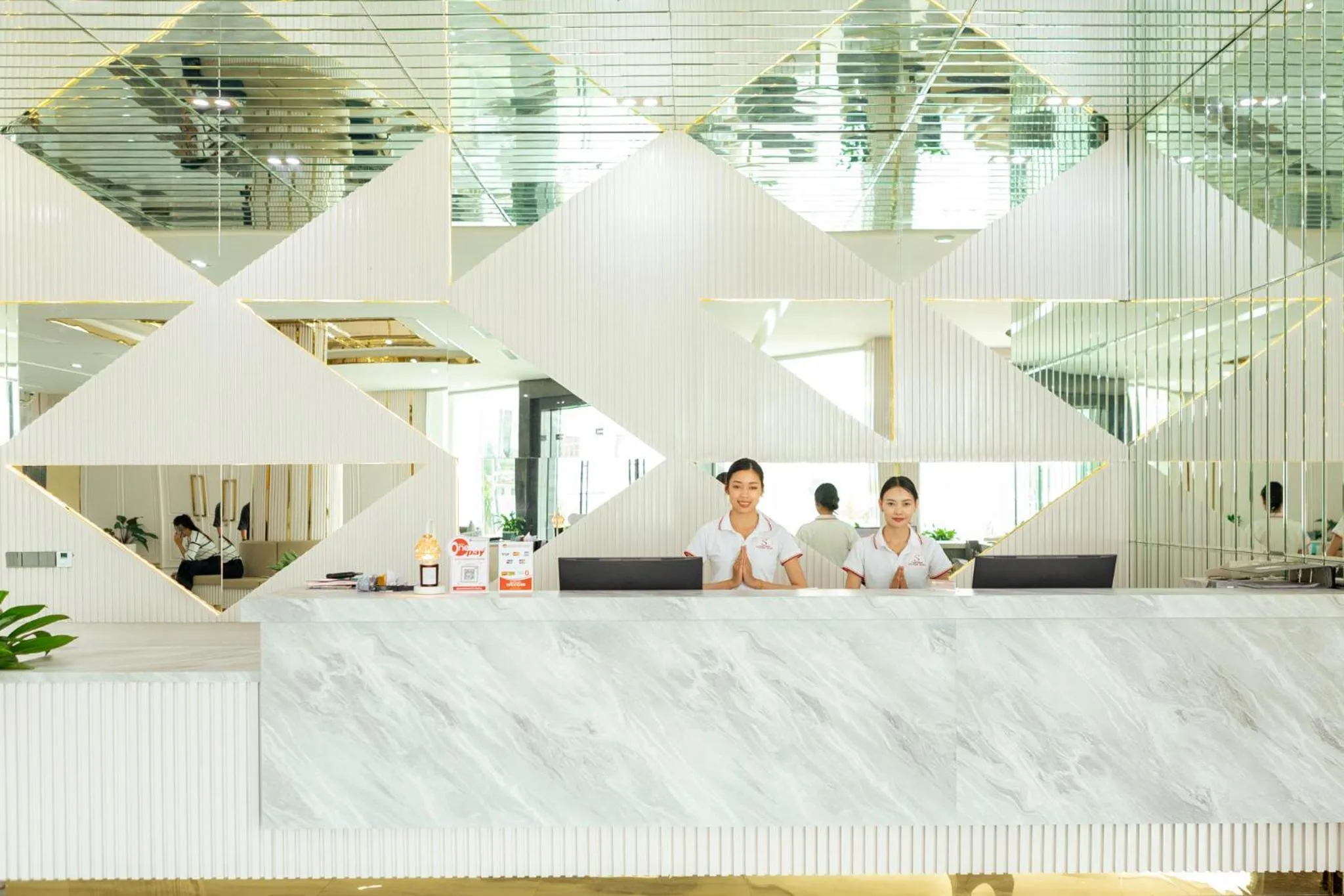 Staff in S Vangvieng Boutique Hotel