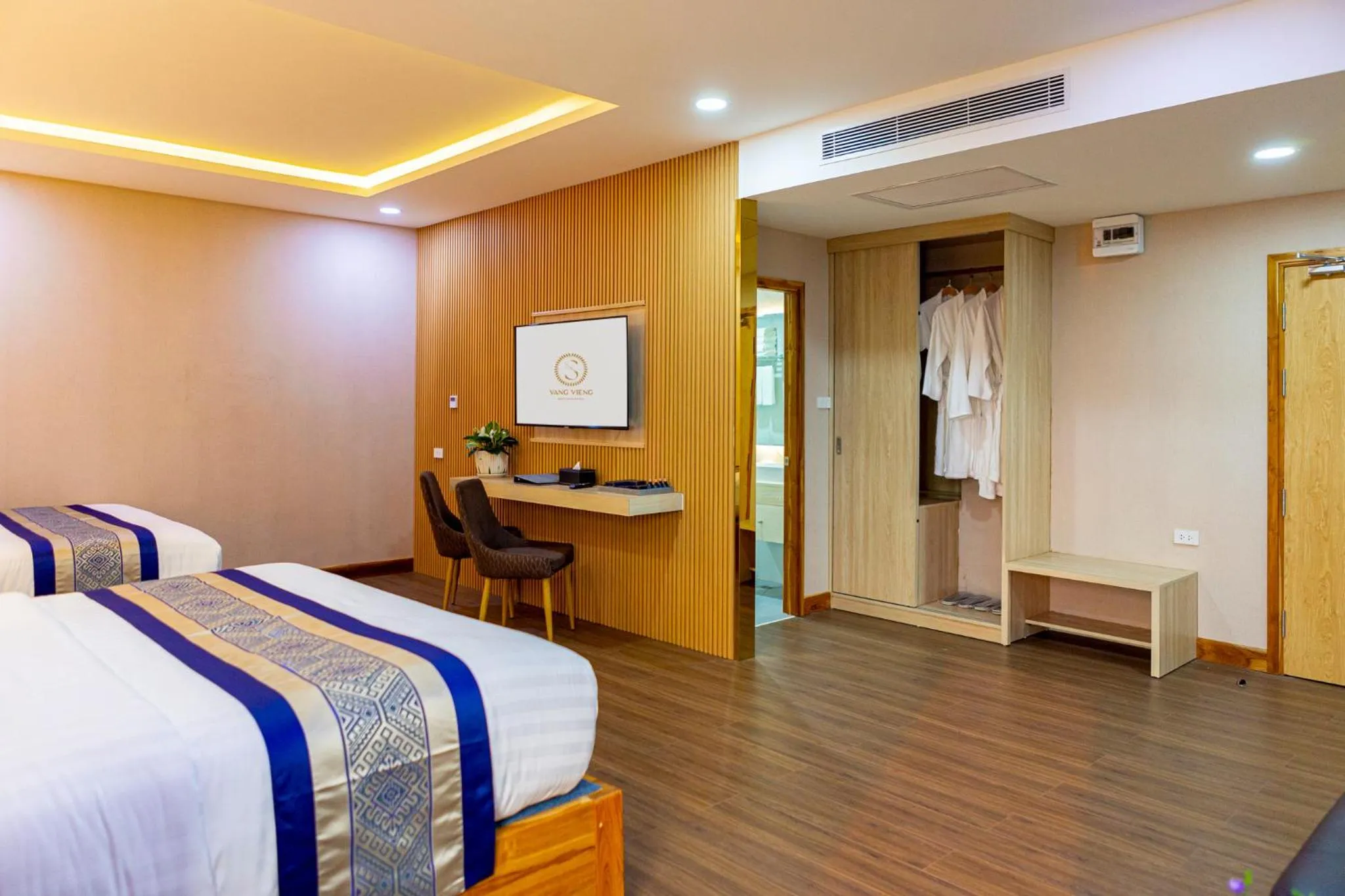 TV and multimedia, Bed in S Vangvieng Boutique Hotel