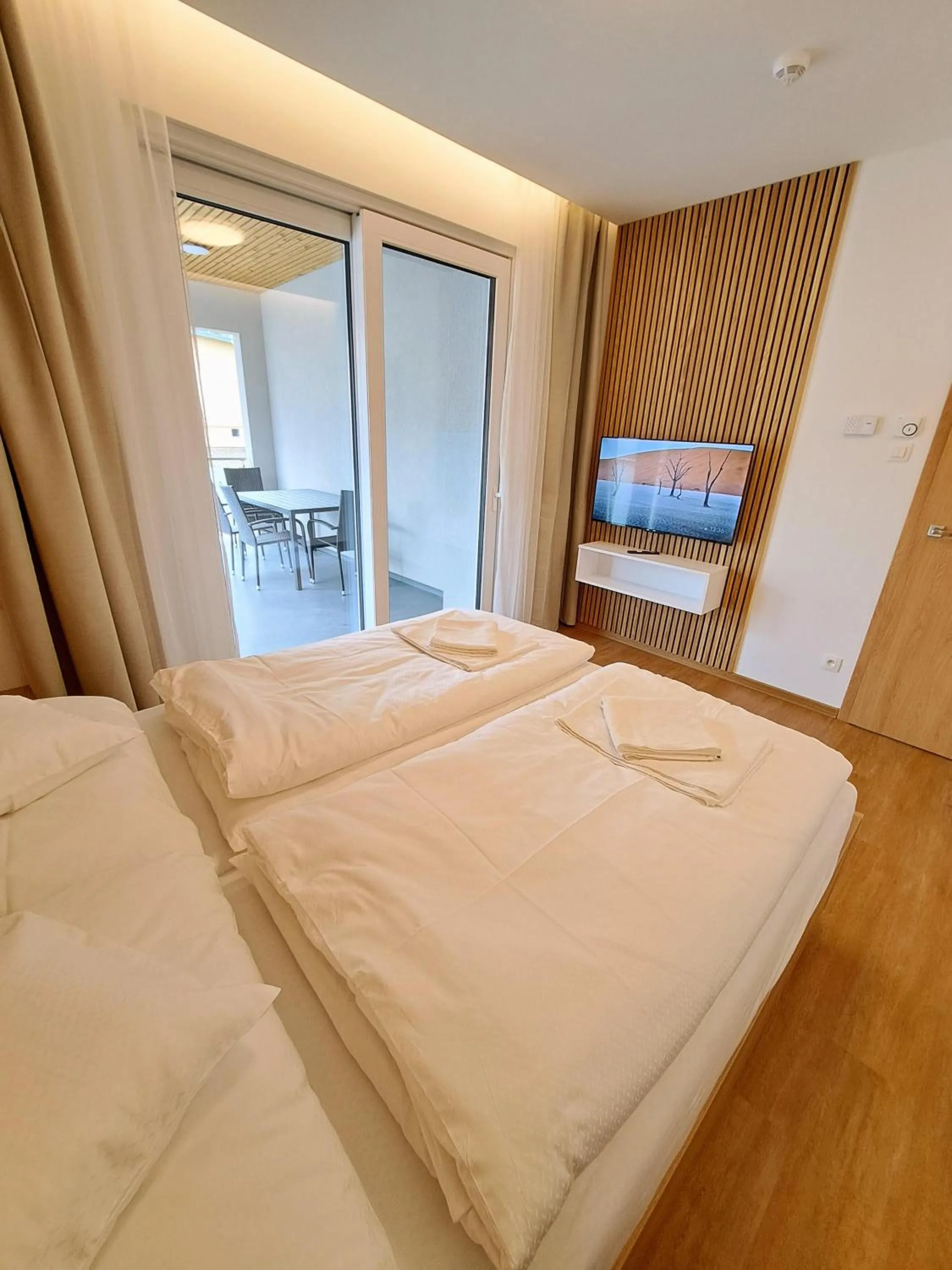 6bits Apartments