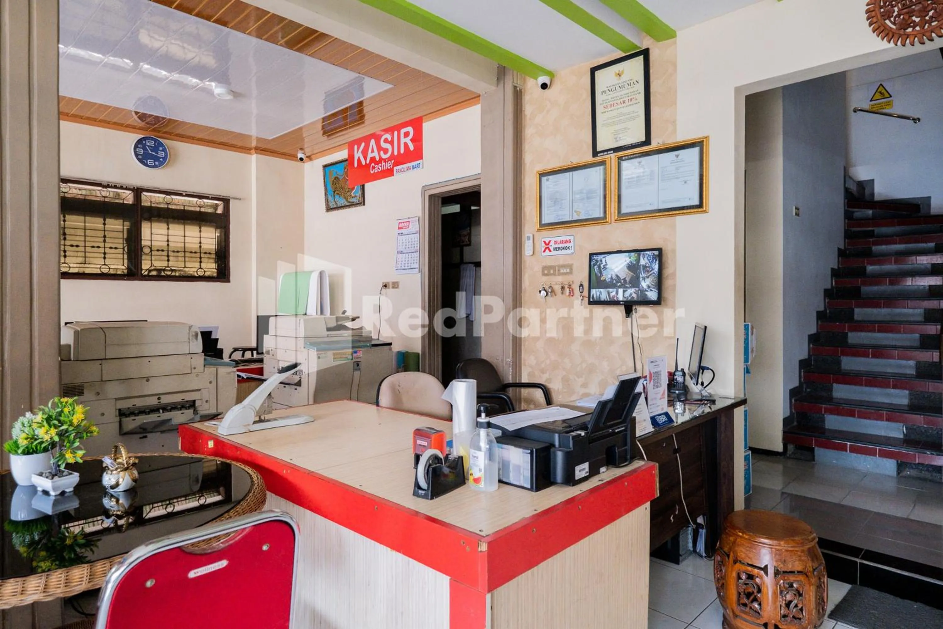 Lobby or reception in Swun Stay Inn At Sawahan Mitra RedDoorz