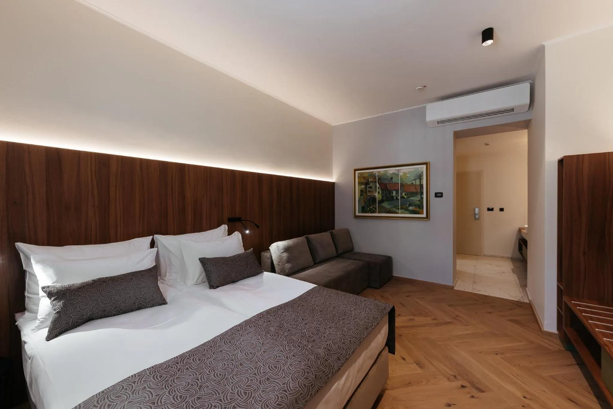 Bedroom, Bed in Hotel Švicarija - Terme Dobrna