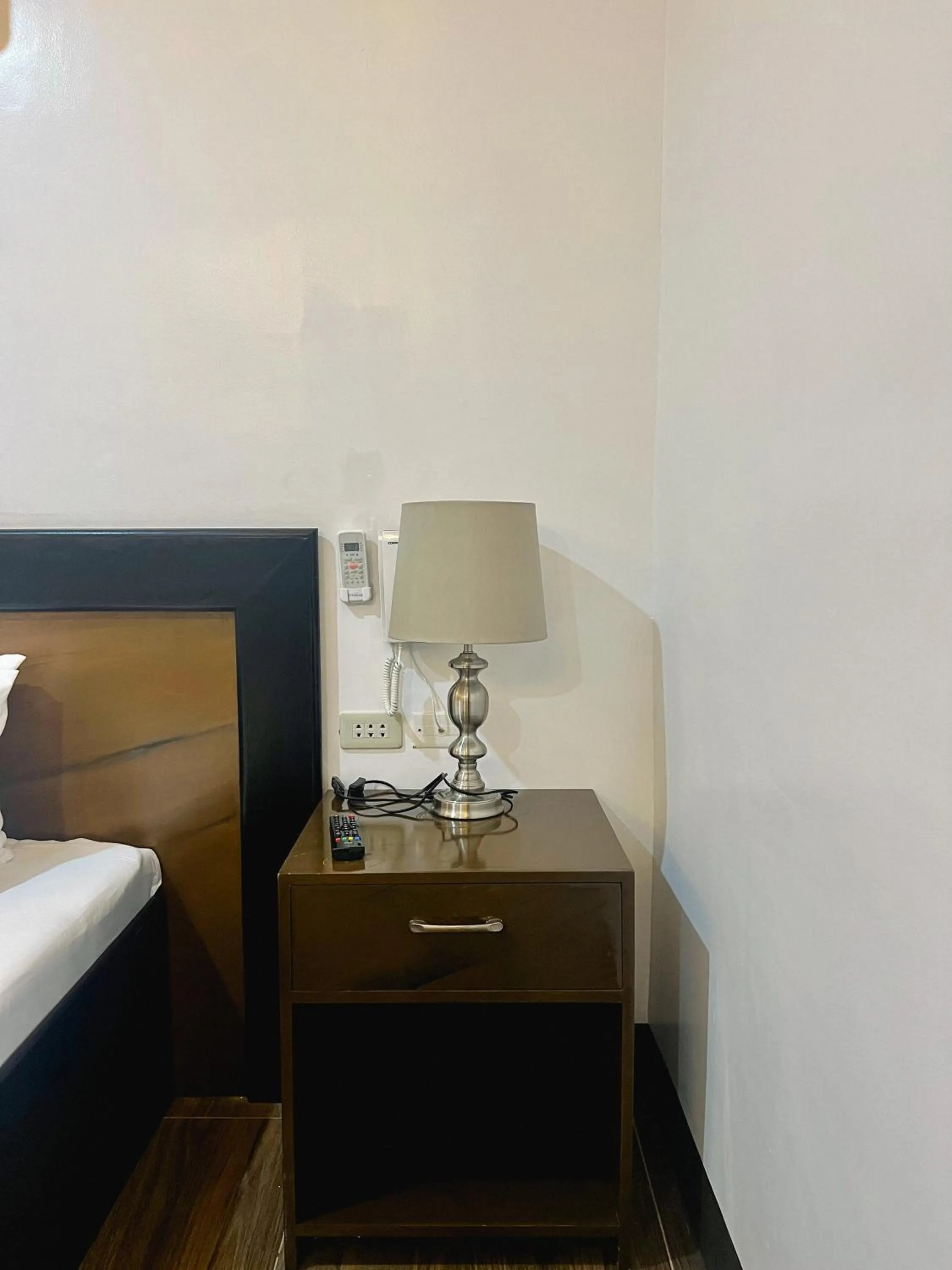 Bed in Island Wanderers Inn