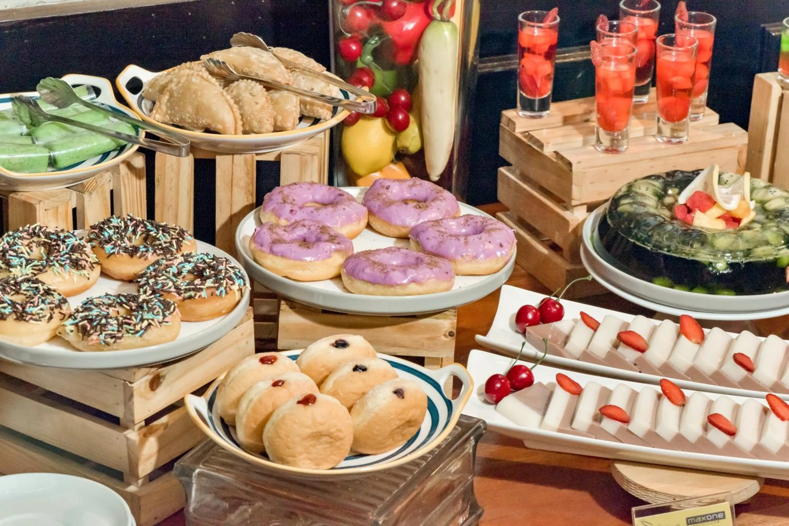 Maxone Premier Melawai