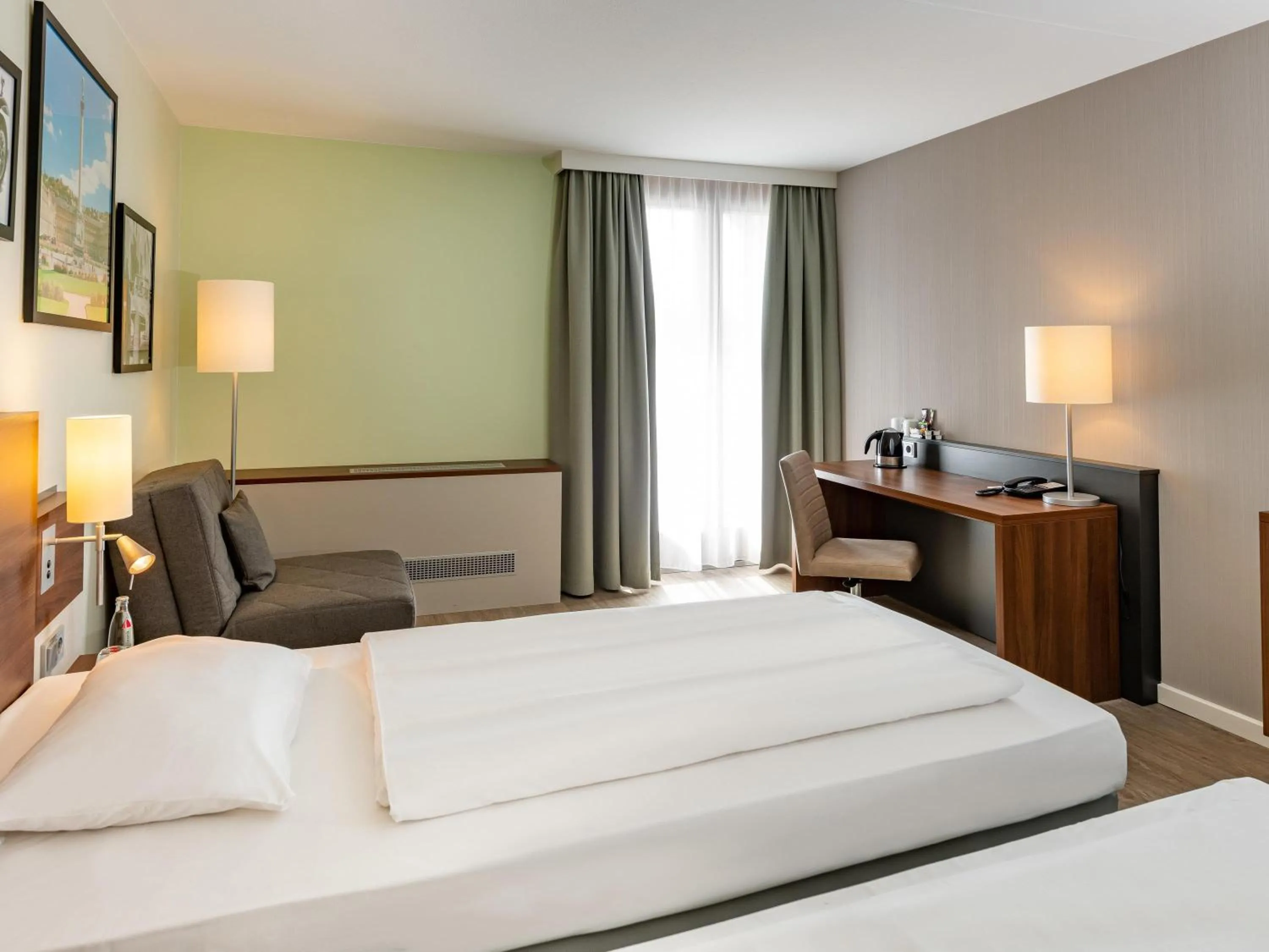Bedroom, Bed in Mercure Stuttgart Sindelfingen an der Messe