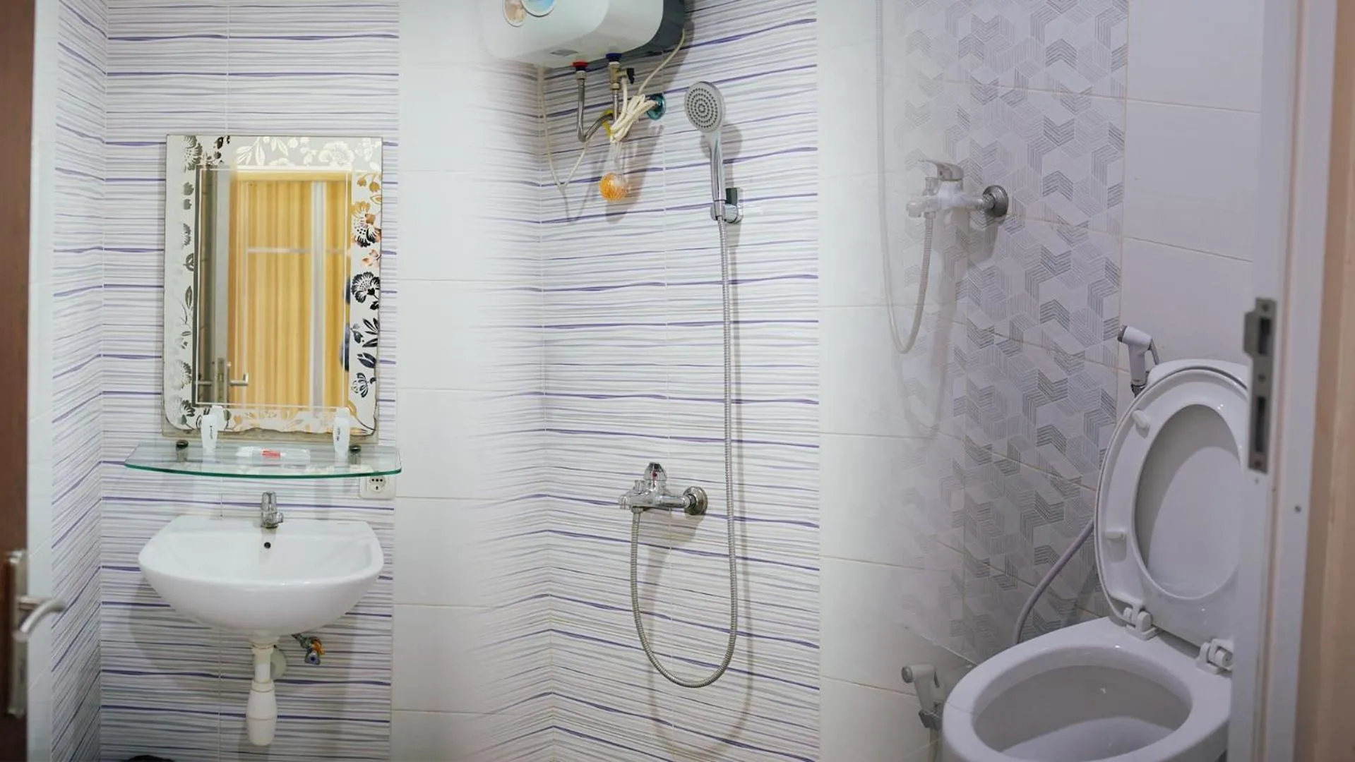 Shower in Gaia Asri Hotel