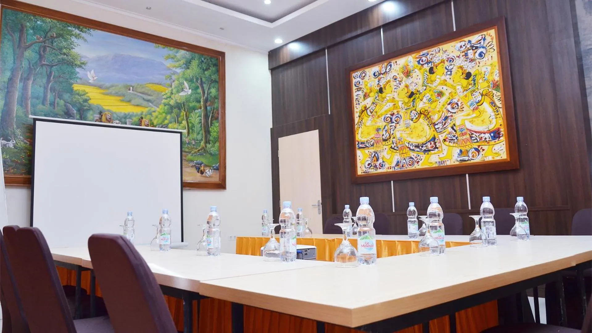 Meeting/conference room in Gaia Asri Hotel