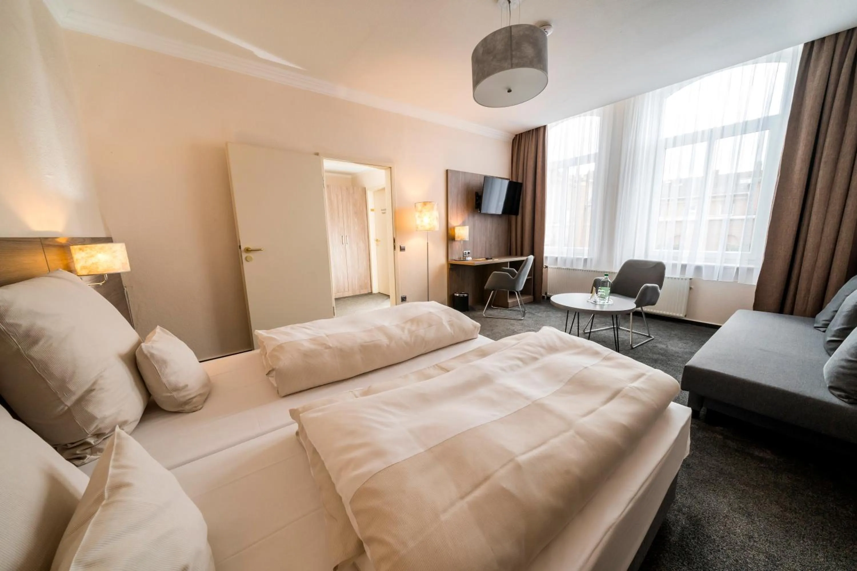 Bed in Parkhotel Lingen by Hackmann